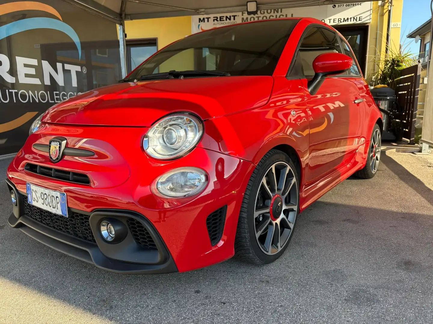 Abarth 500 500/595 1.4 16v t. t-jet Custom 135cv E6 Rood - 1