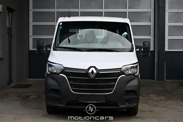 Renault Master view 3