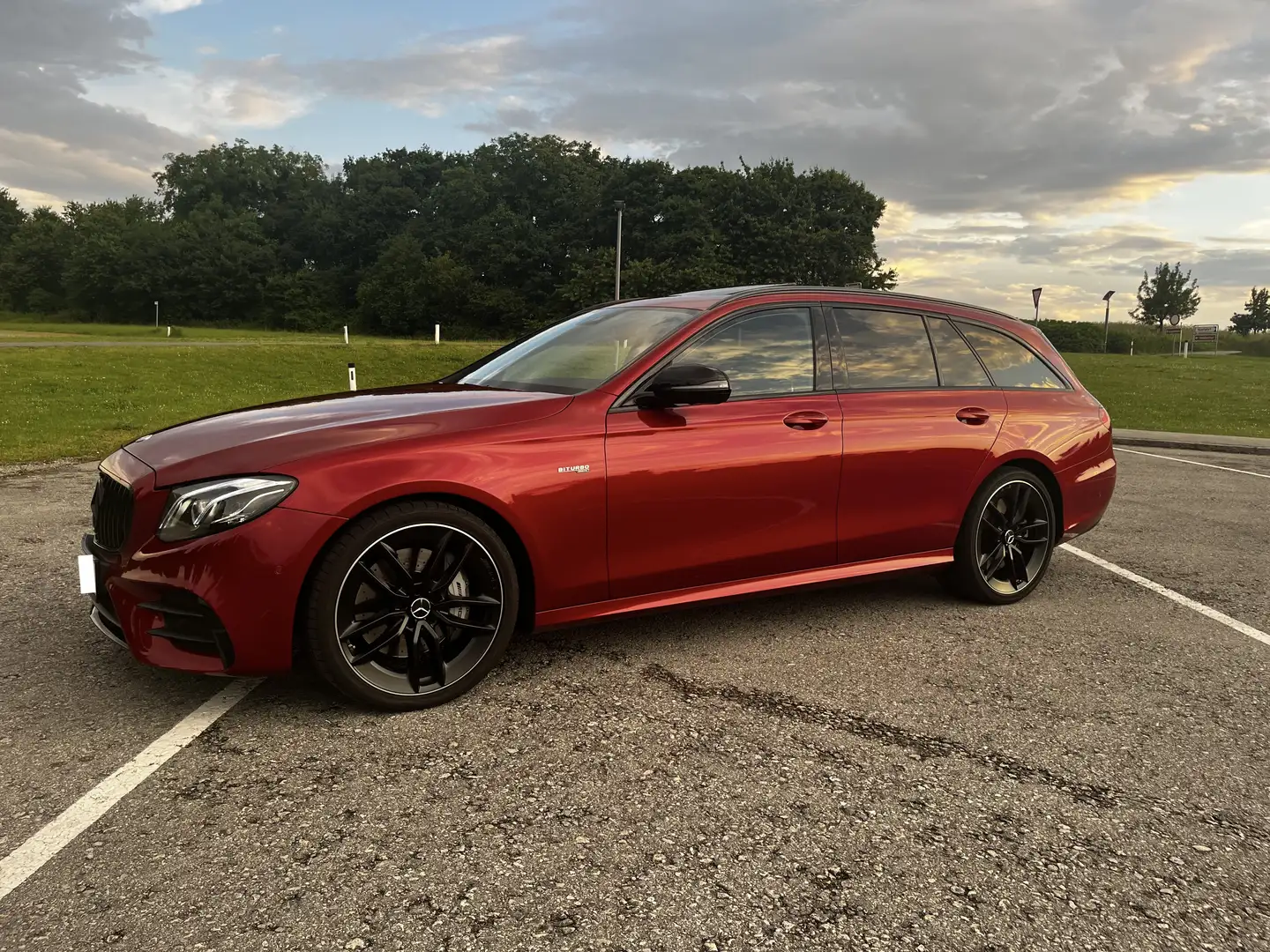 Mercedes-Benz E 43 AMG E43 AMG T 4MATIC Avantgarde Aut. Avantgarde Rot - 2