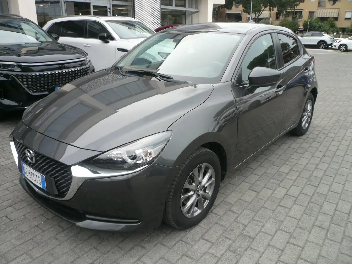 Mazda 2 2 1.5 m-hybrid Evolve 90cv Grigio - 1