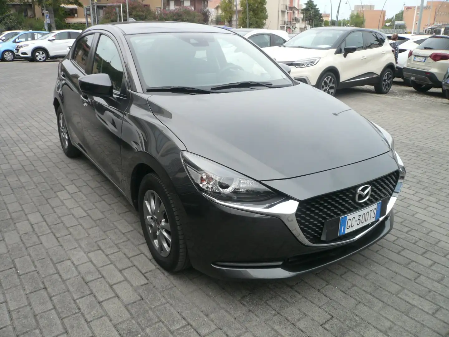 Mazda 2 2 1.5 m-hybrid Evolve 90cv Grigio - 2