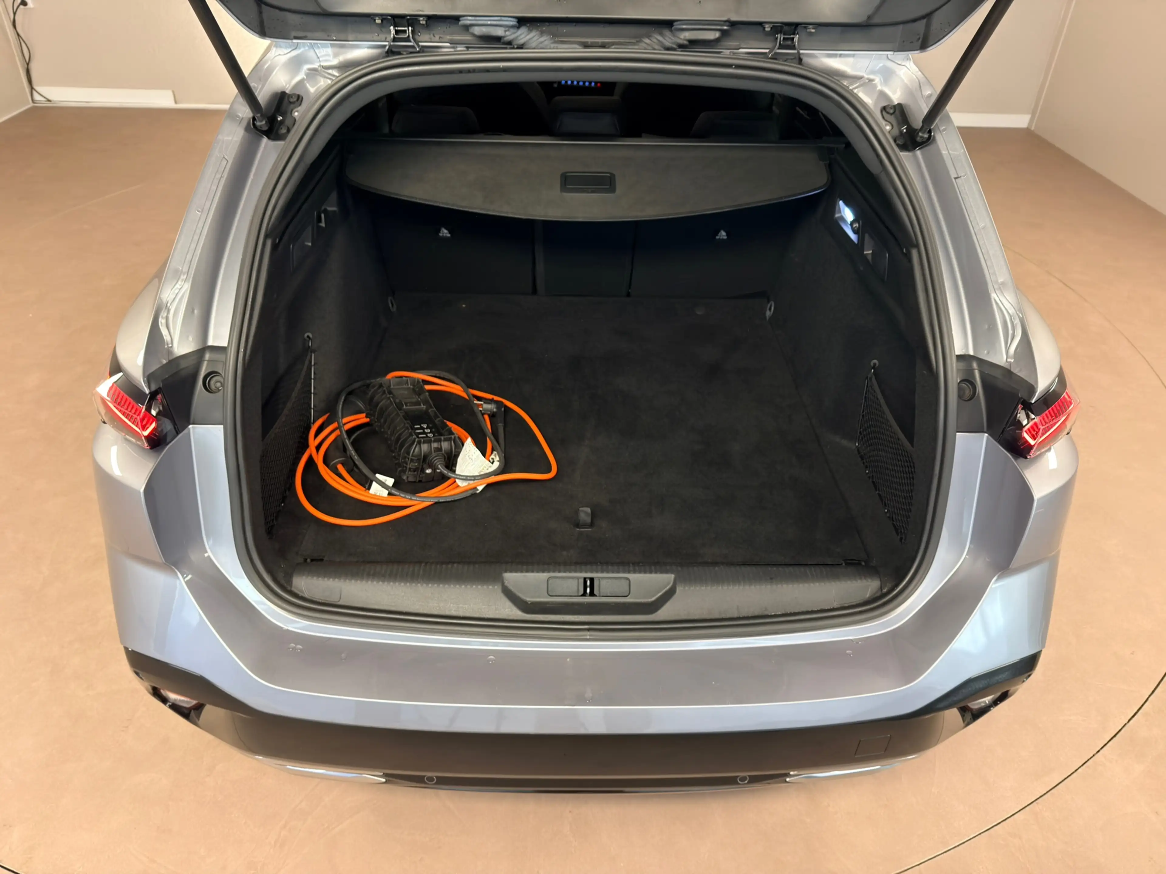 Peugeot 308 SW 1.6 Plug-in Hybrid 225 GT, Panoramadak, 360 Cam — photo 8