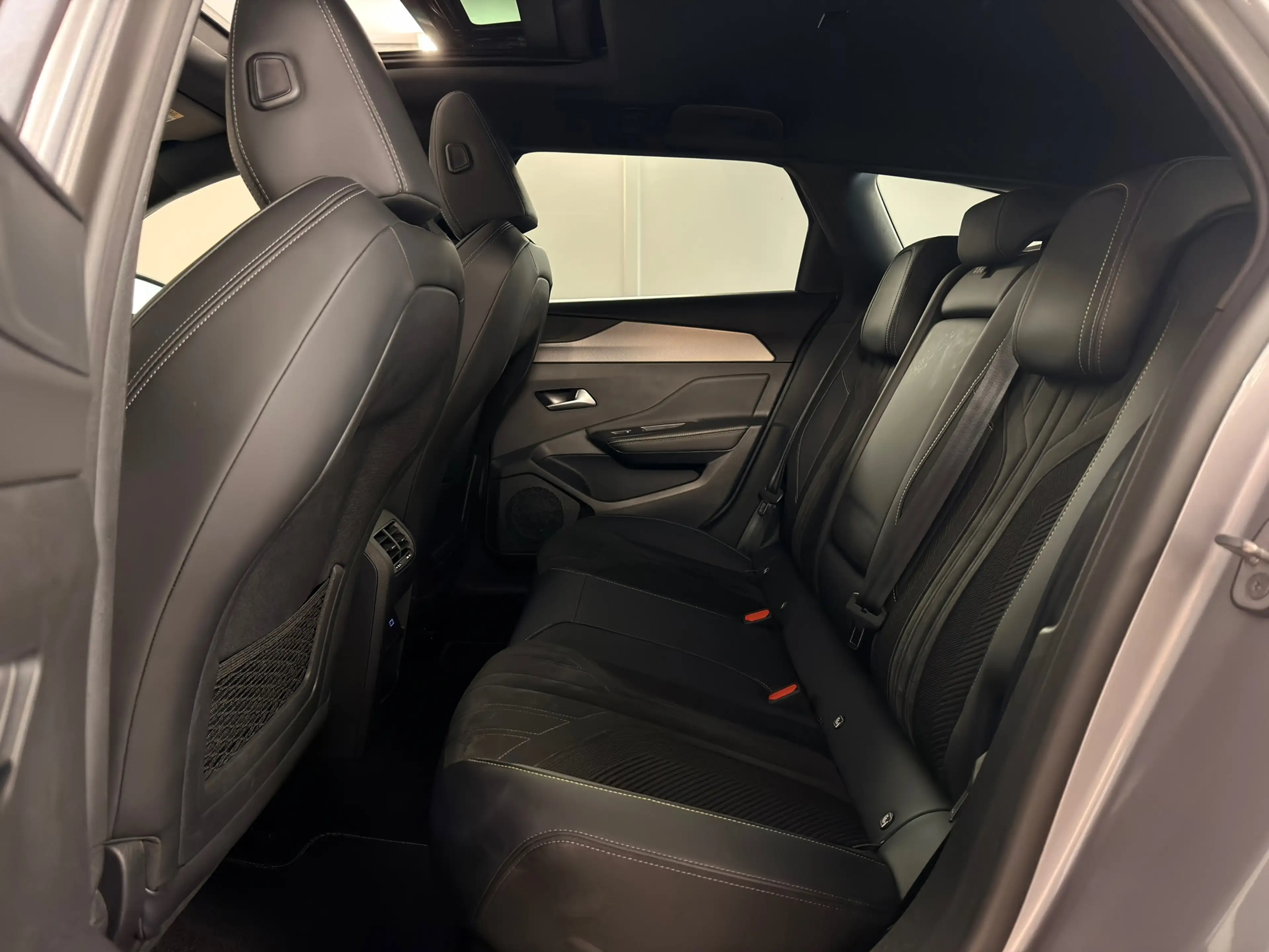 Peugeot 308 SW 1.6 Plug-in Hybrid 225 GT, Panoramadak, 360 Cam — photo 10