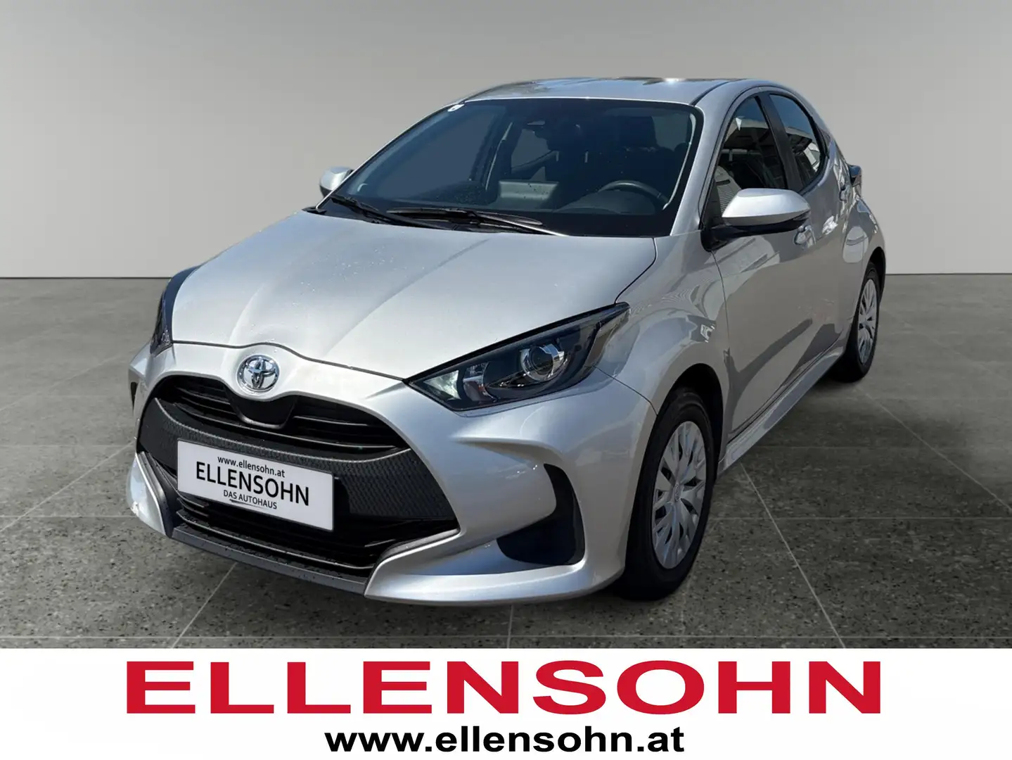 Toyota Yaris 1,0 VVT-i Active 8-fach bereift! Silber - 1