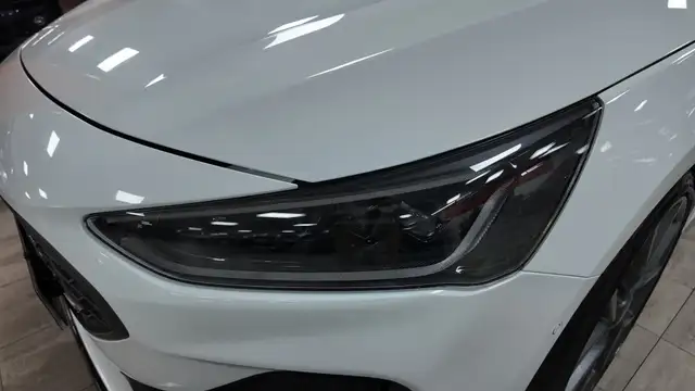 Ford Focus view 11