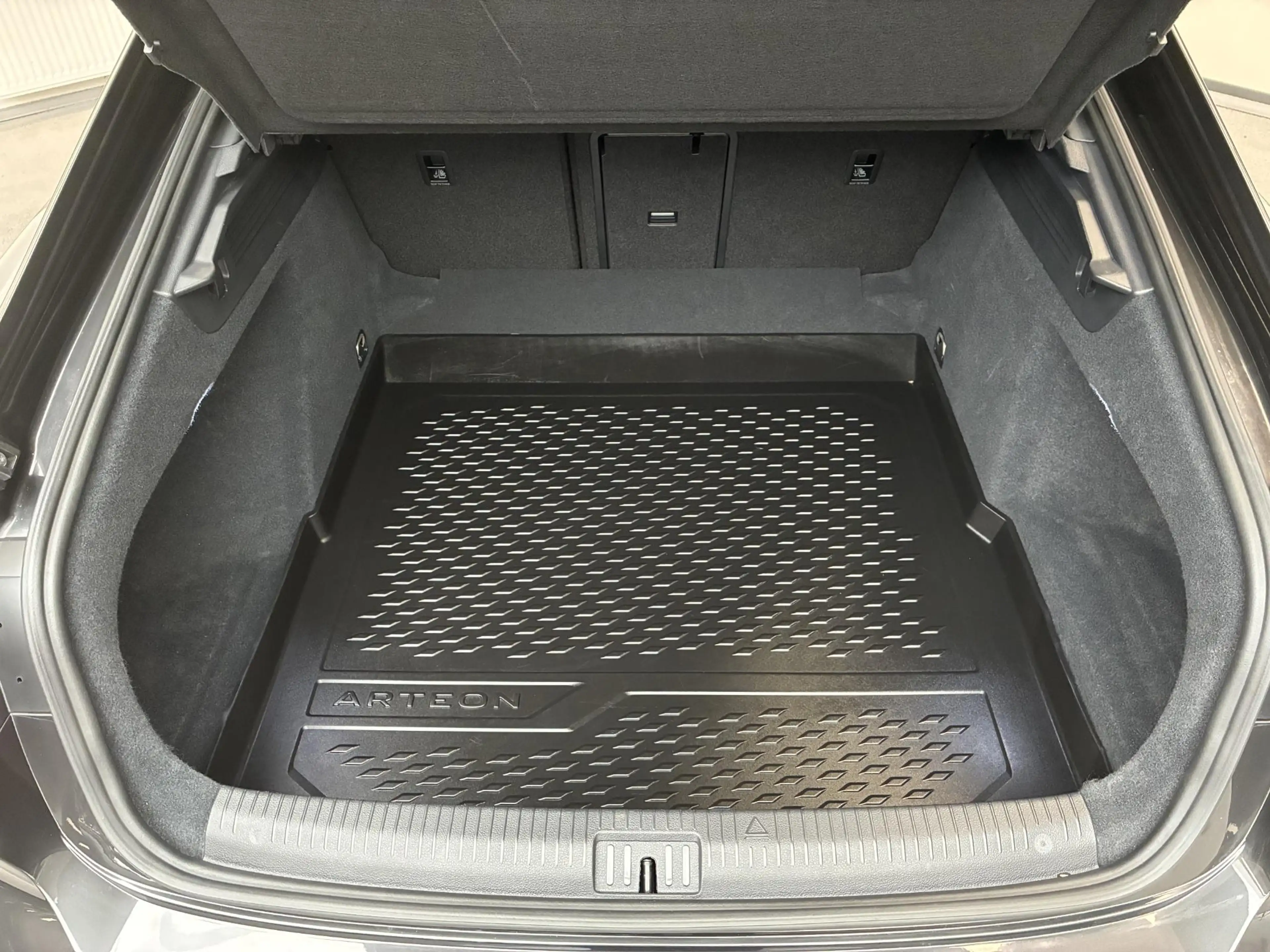 Volkswagen Arteon 2.0 TSI R-Line Business+ | LEDER | CARPLAY | CAMER — photo 16