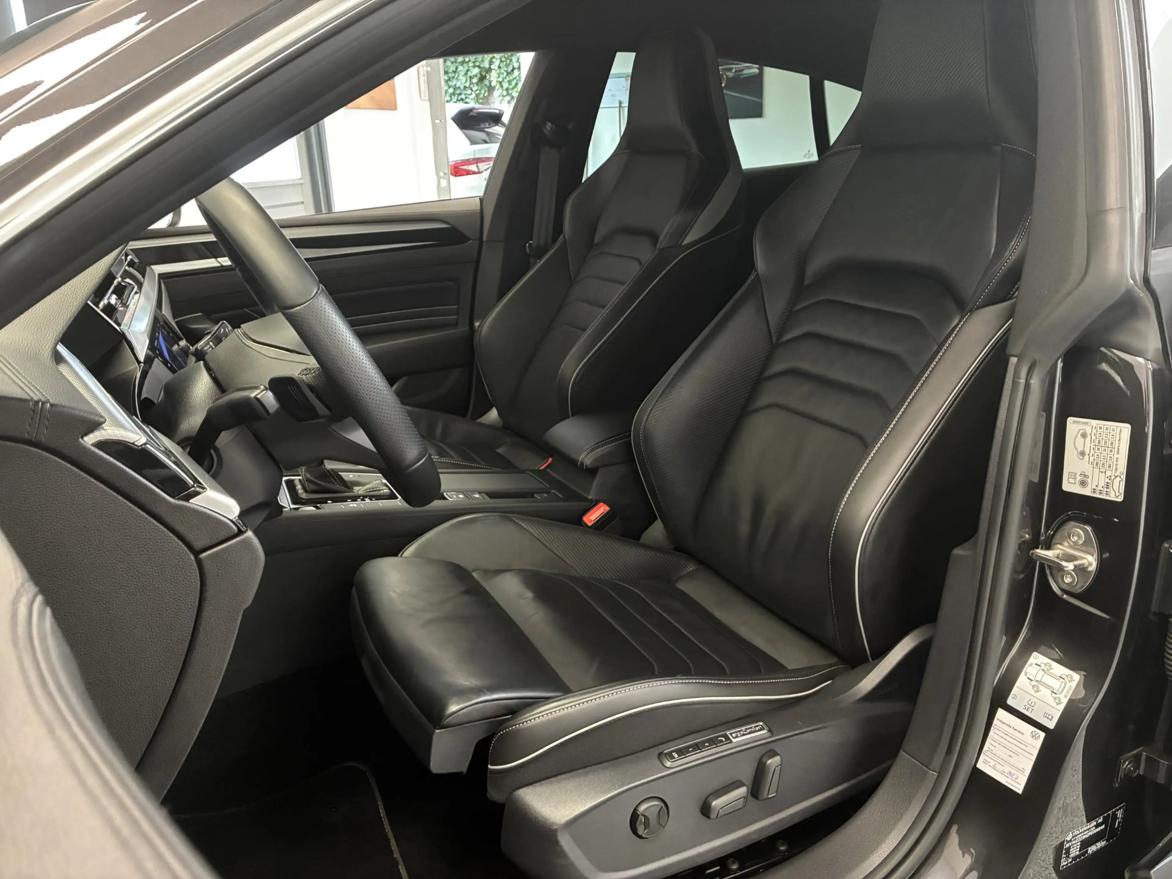 Volkswagen Arteon 2.0 TSI R-Line Business+ | LEDER | CARPLAY | CAMER — photo 4