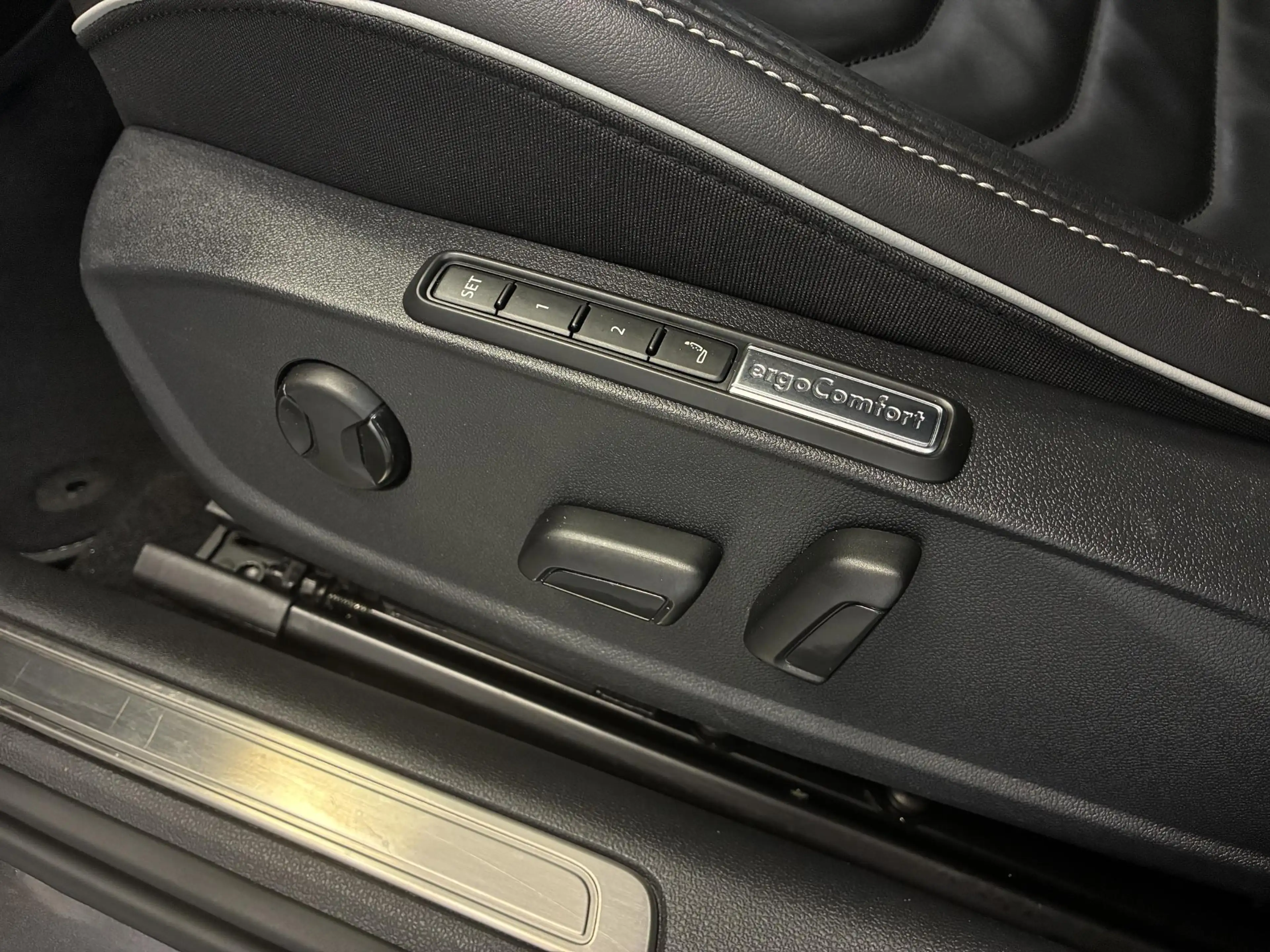 Volkswagen Arteon 2.0 TSI R-Line Business+ | LEDER | CARPLAY | CAMER — photo 17