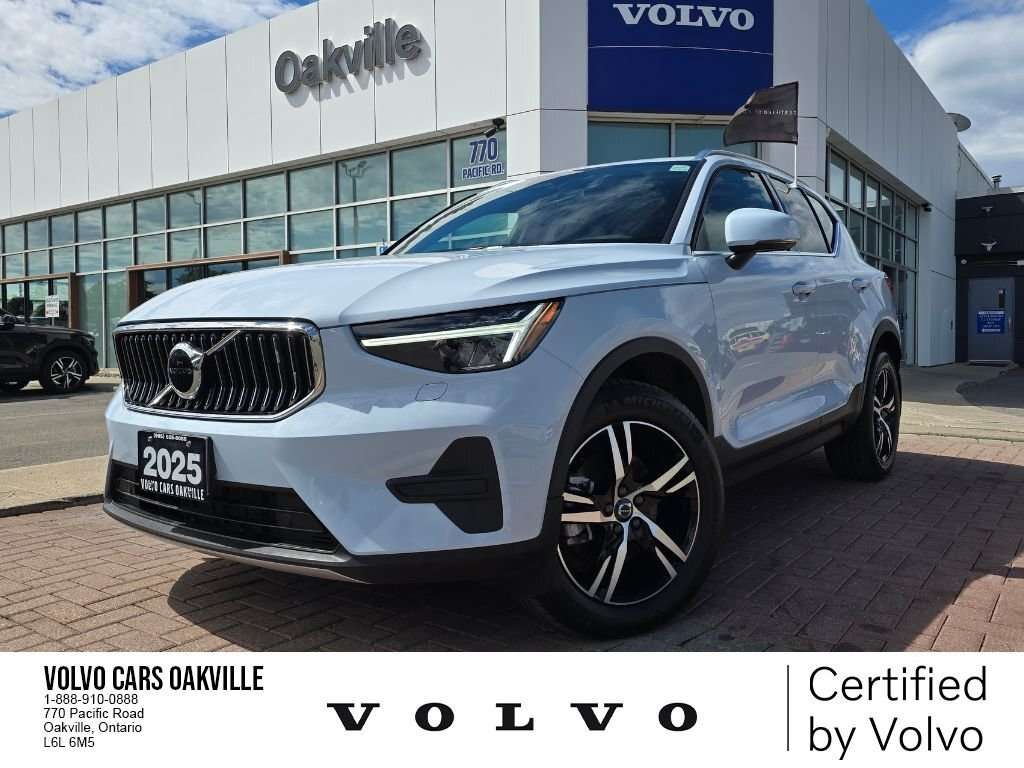2025 Volvo XC40 UP TO *5YR/UNLIMITED KM WARRANTY...