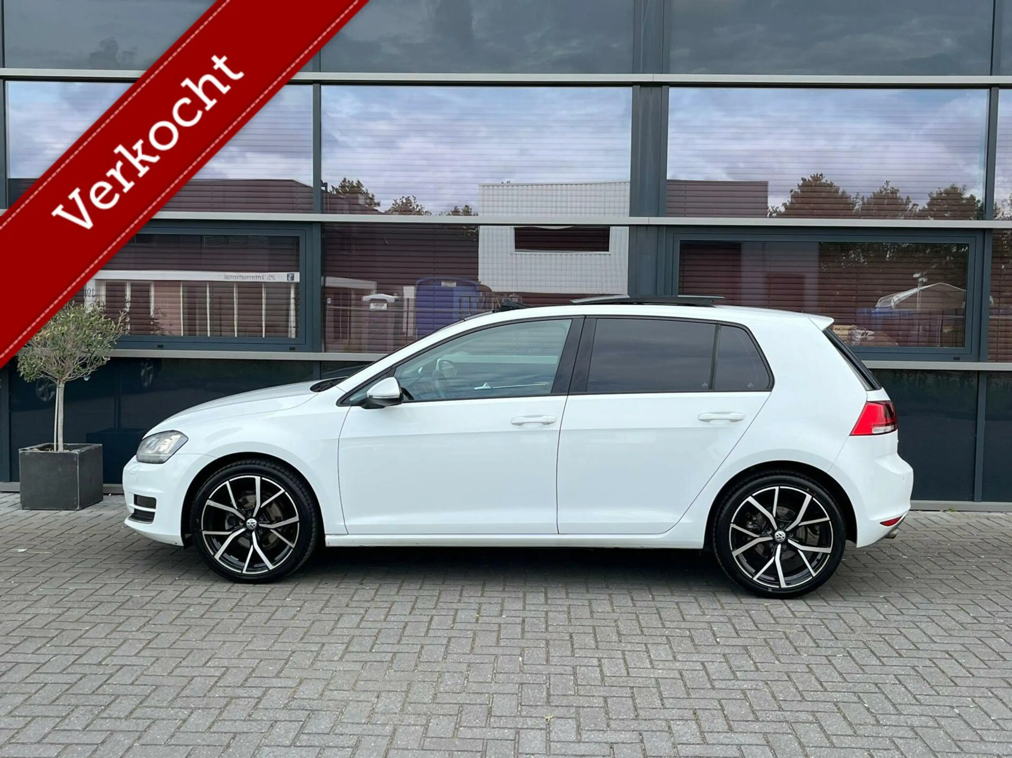 Volkswagen Golf 1.4 TSI Highline.DSG/panoramadak/Xenon/ Topstaat! — photo 6