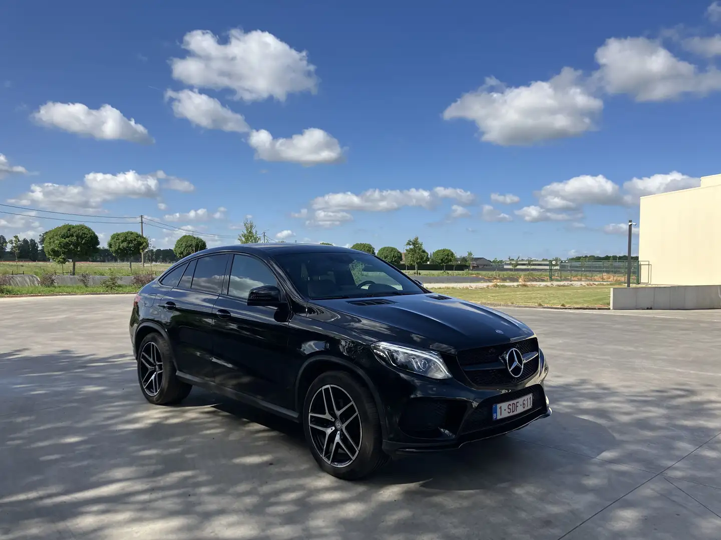 Mercedes-Benz GLE 350 d 4Matic 9G-TRONIC AMG Line - 1