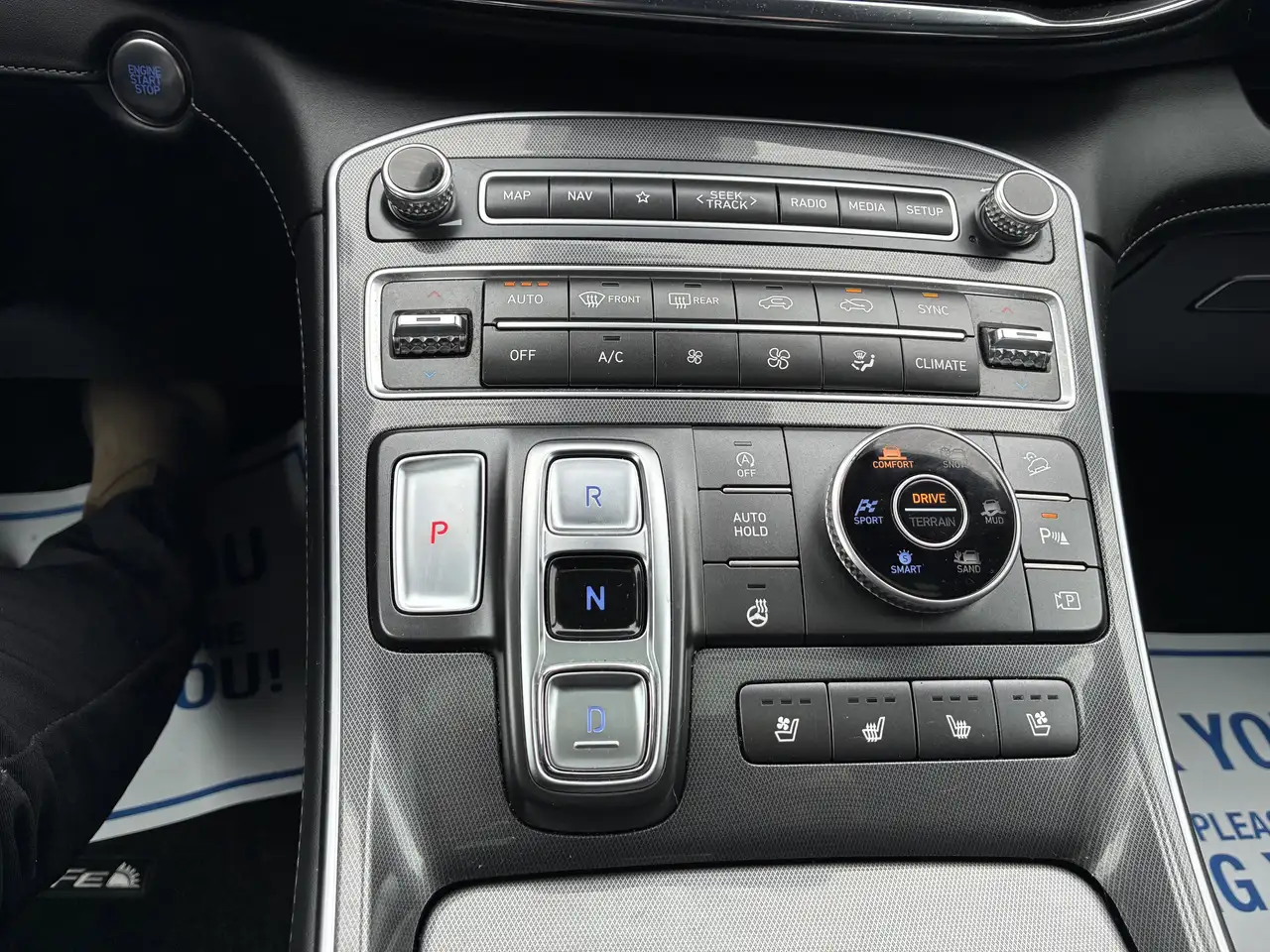 Hyundai SANTA FE снимка Hyundai SANTA FE