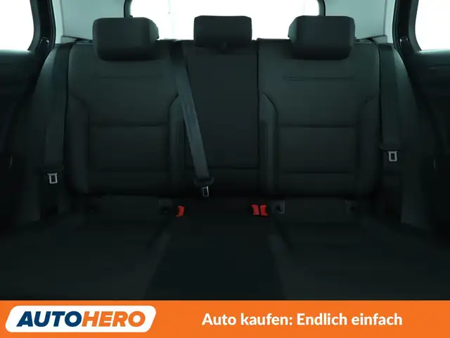 Volkswagen Golf view 15