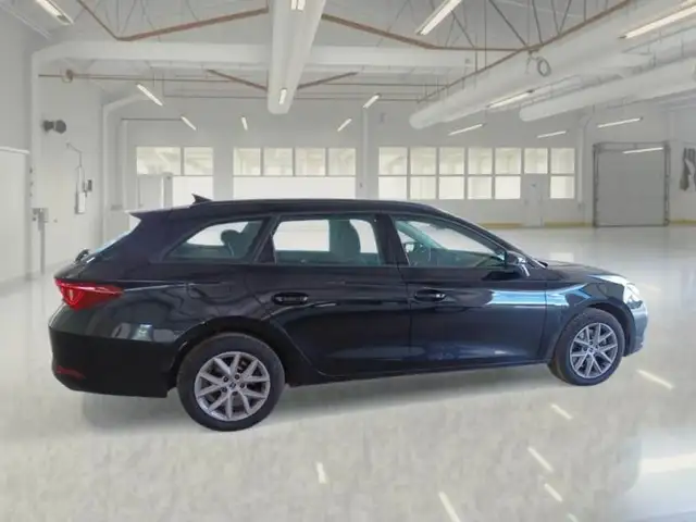Seat Leon view 3