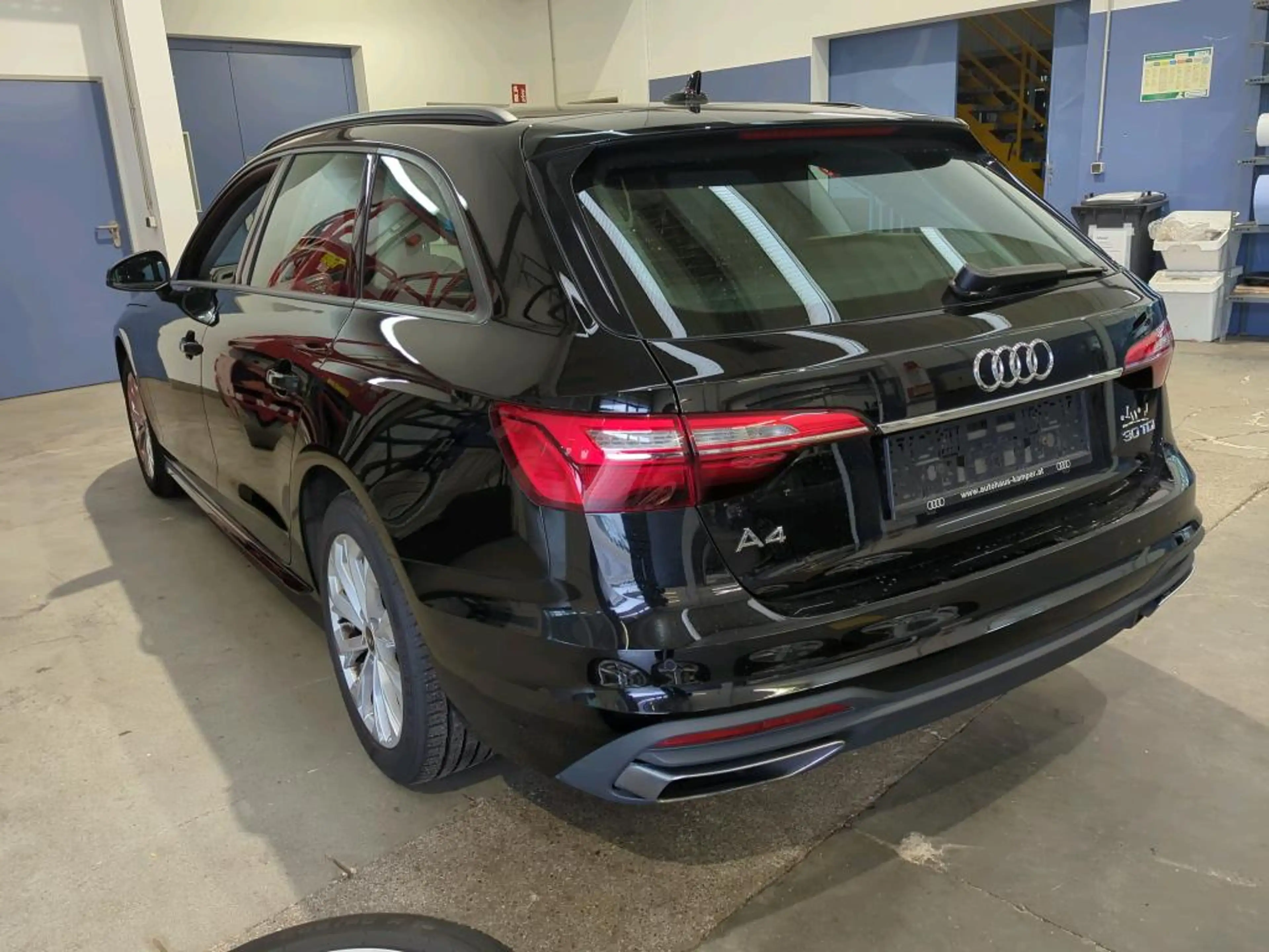 Audi A4 30 TDI Aut. * Virtual, LED, PDC, usw...* — photo 2