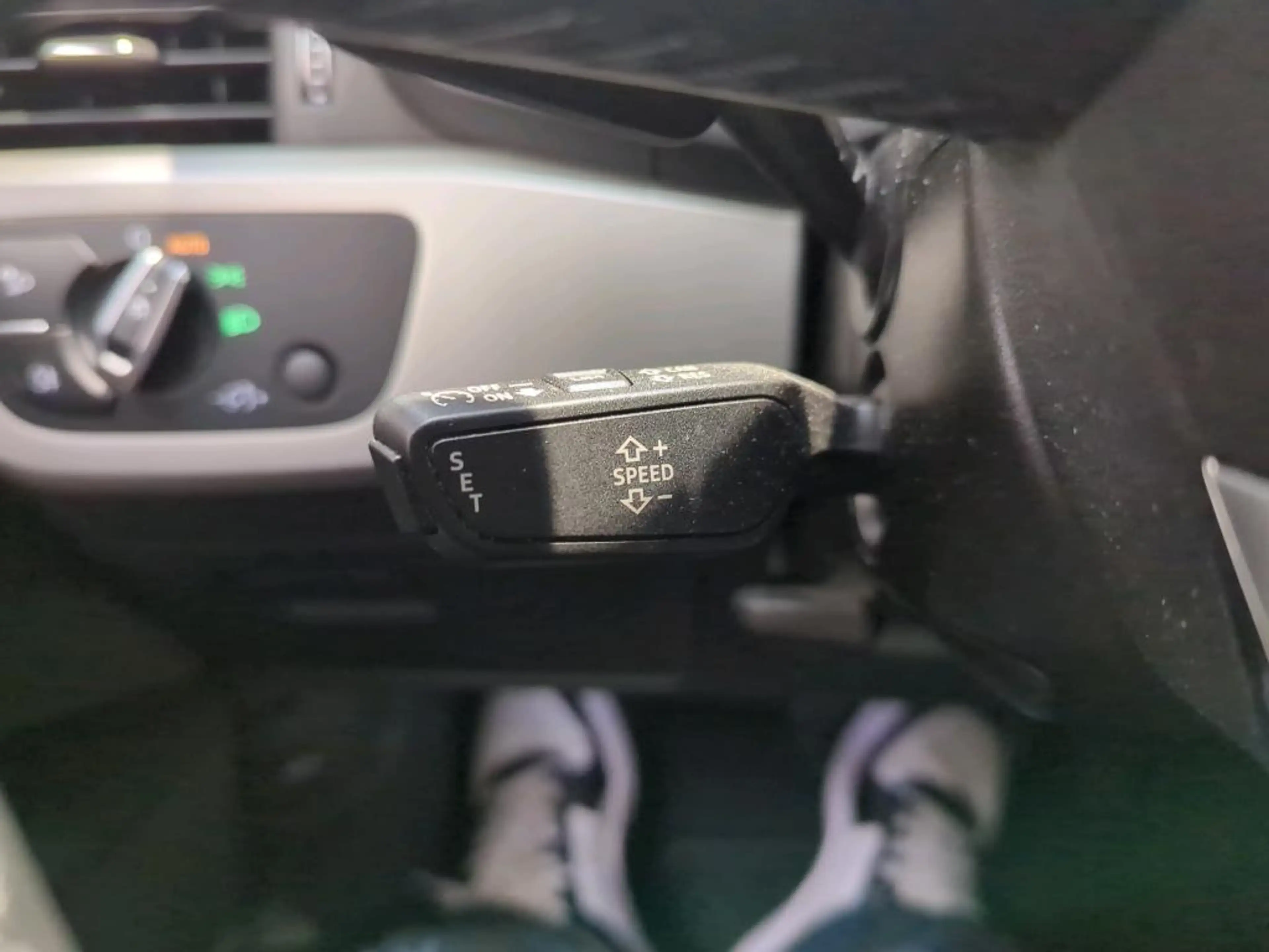 Audi A4 30 TDI Aut. * Virtual, LED, PDC, usw...* — photo 8
