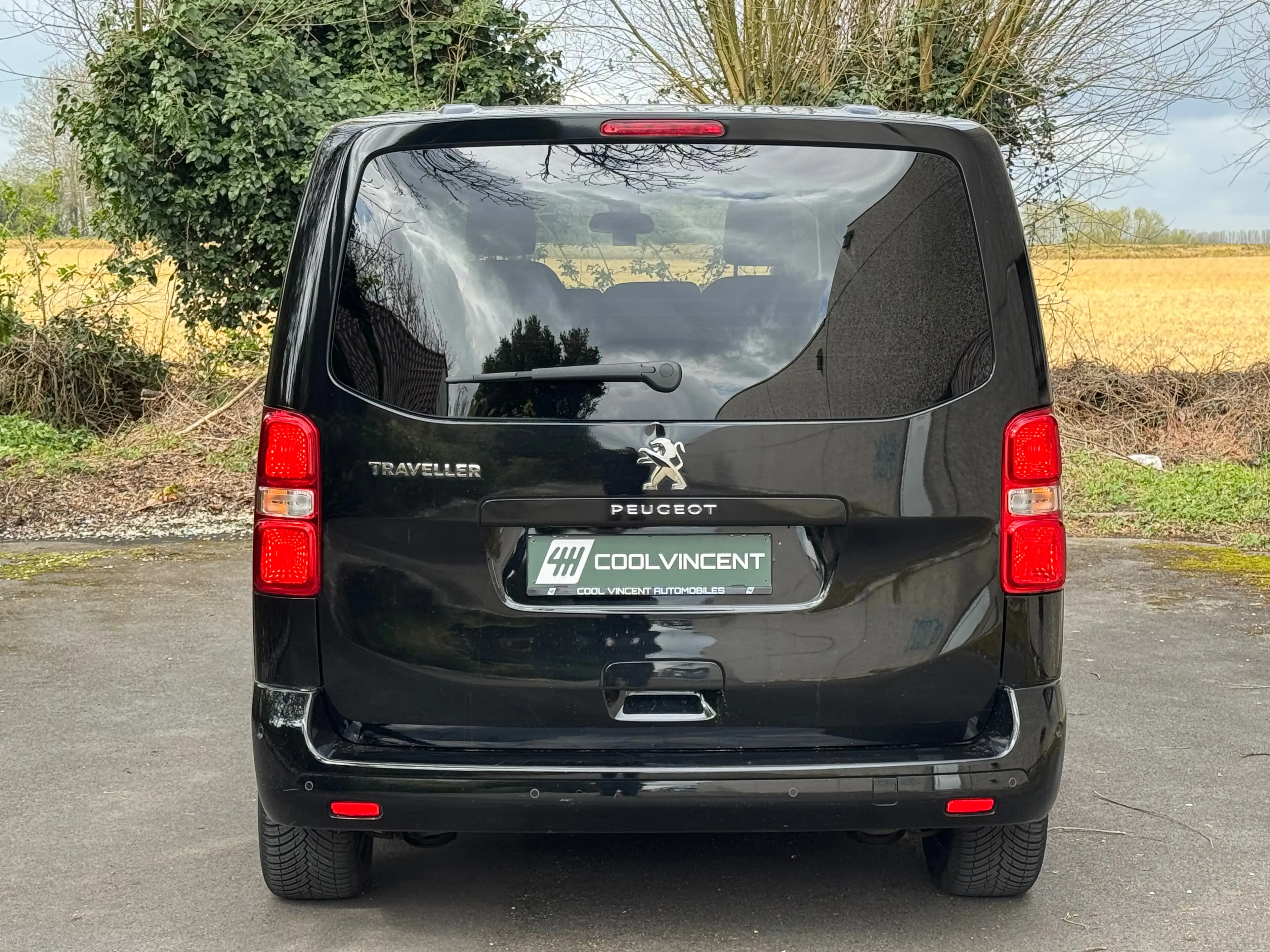 Peugeot Traveller 1.5 HDI // 8 PLACES // GPS // CARPLAY — photo 5