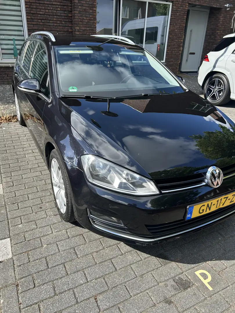 Volkswagen Golf 1.2 TSI Highline Zwart - 2