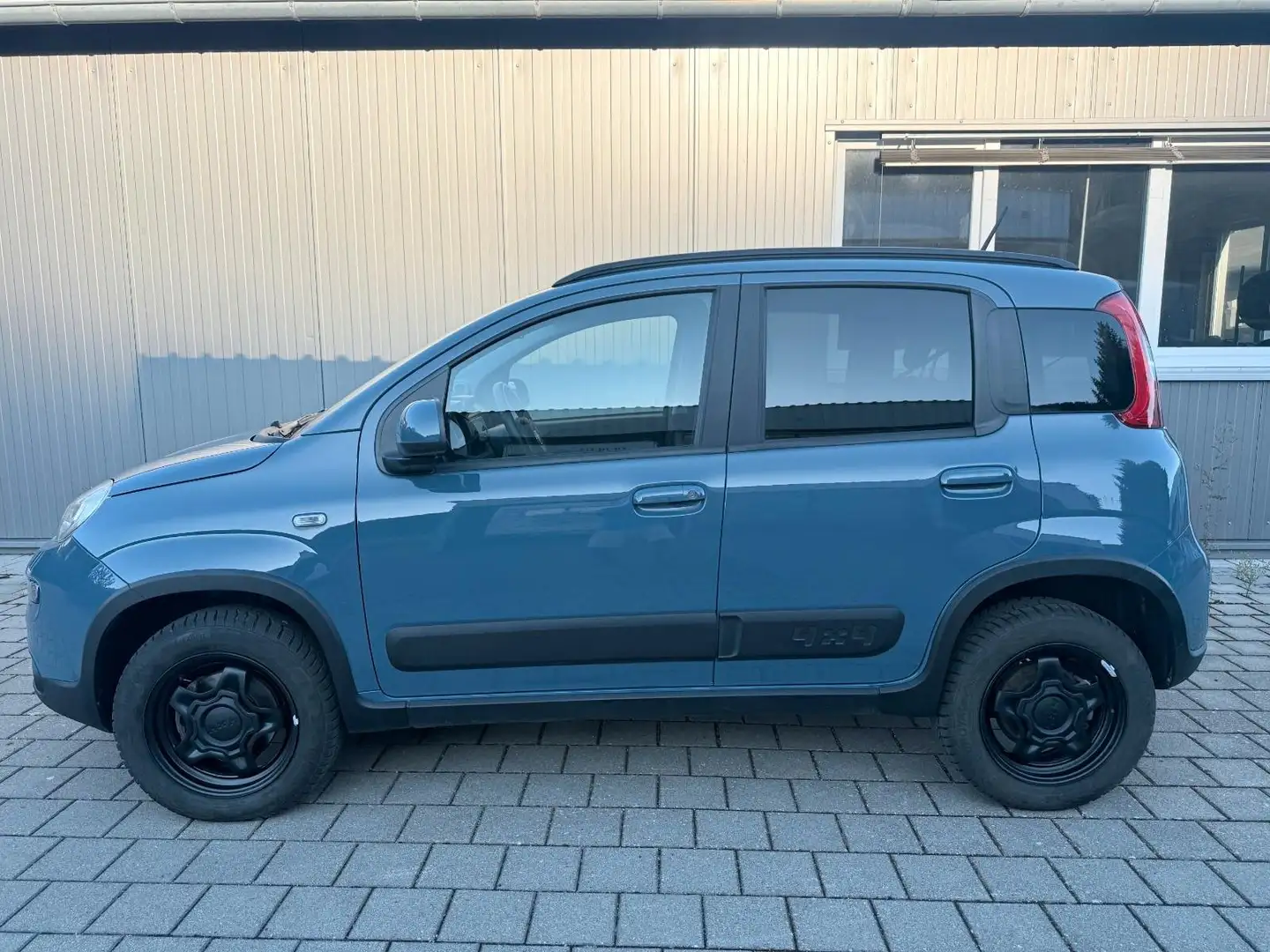 Fiat Panda Panda 0.9 Twinair Wild 4x4 EZ: 2022 Blau - 2
