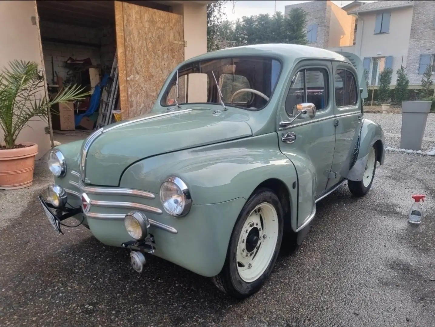 Renault 4CV Sport Verde - 2