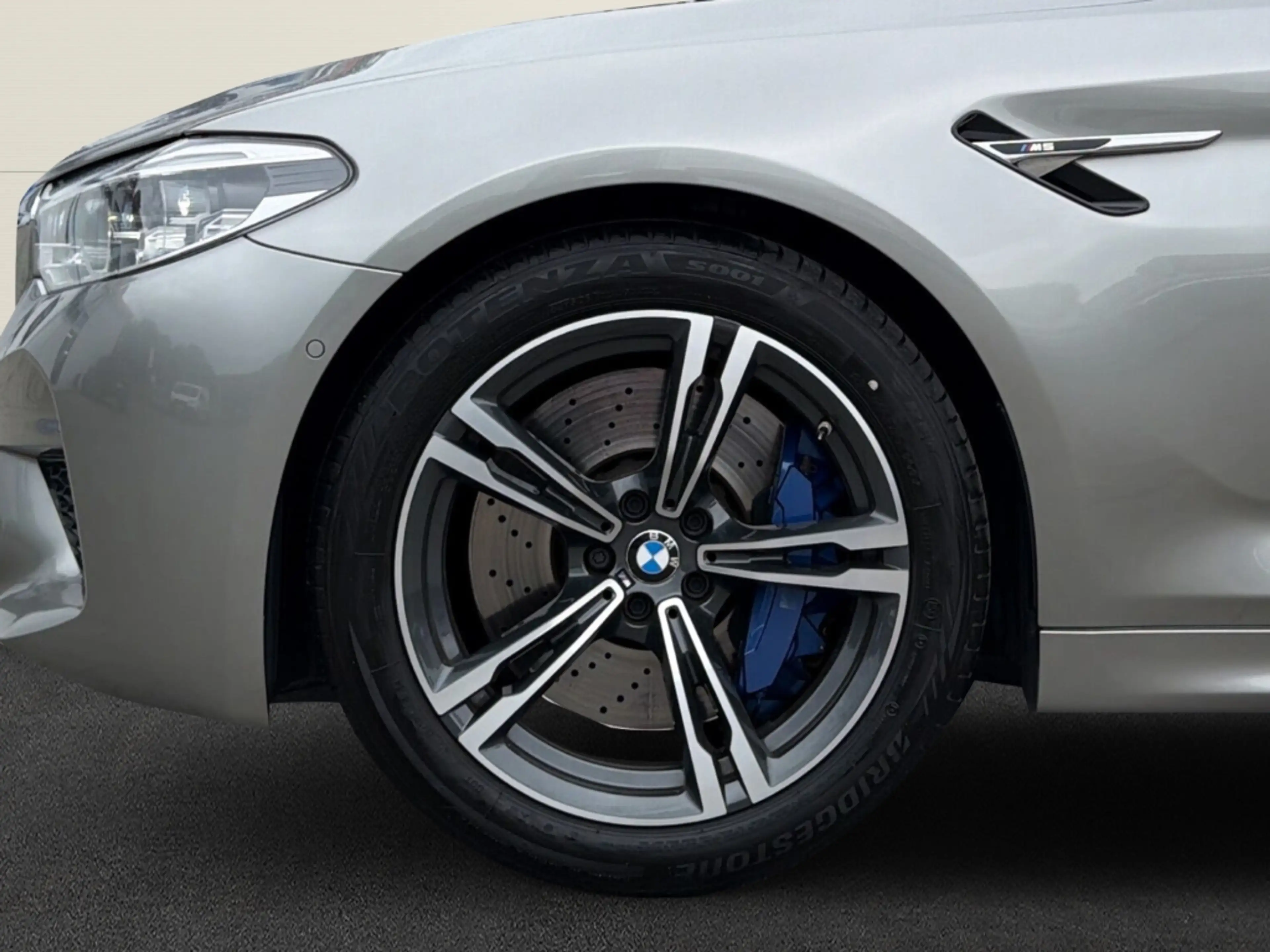 BMW M5 inkl.Wartungs-Pkt.+M Drivers Package+BundW+NightVi — photo 7