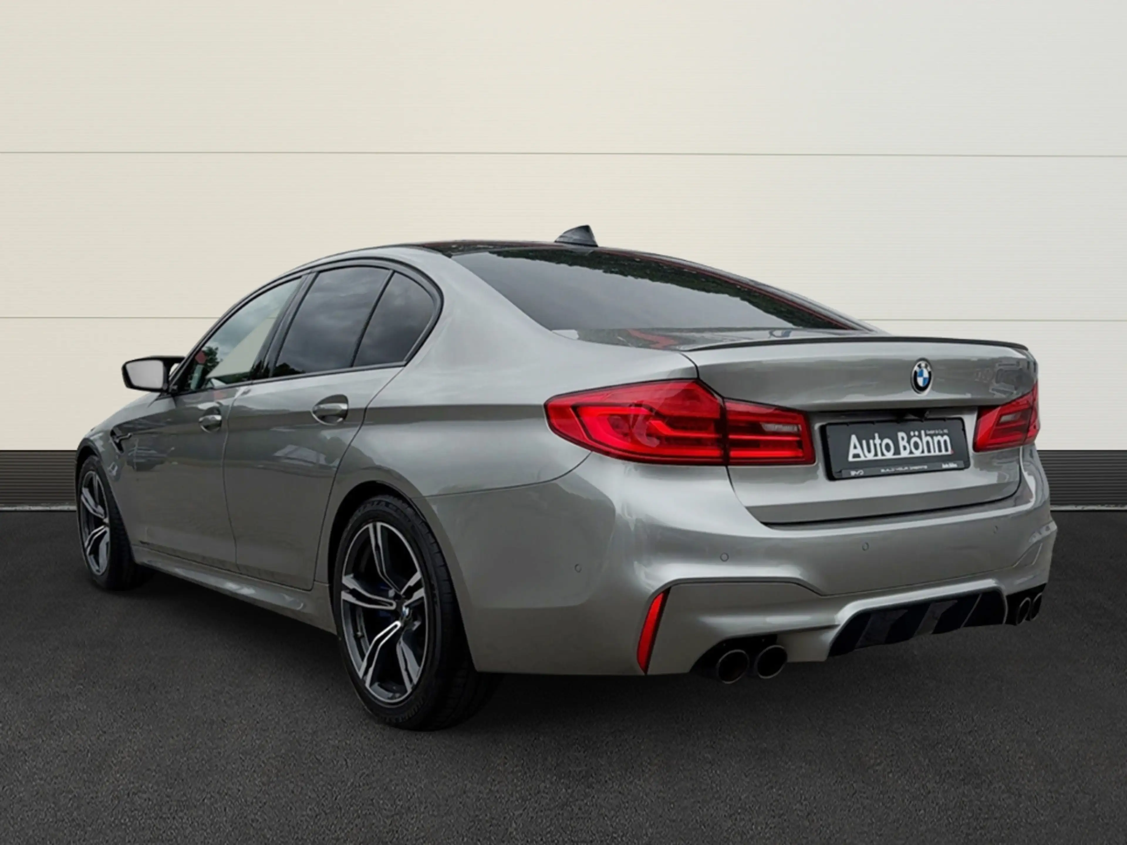 BMW M5 inkl.Wartungs-Pkt.+M Drivers Package+BundW+NightVi — photo 3