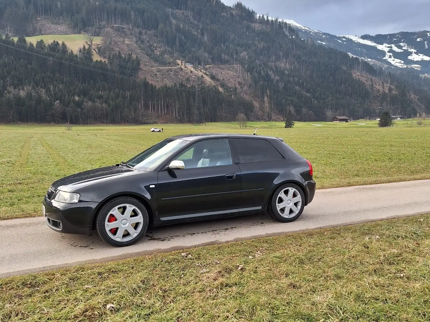 Audi S3 A3 quattro Schwarz - 2