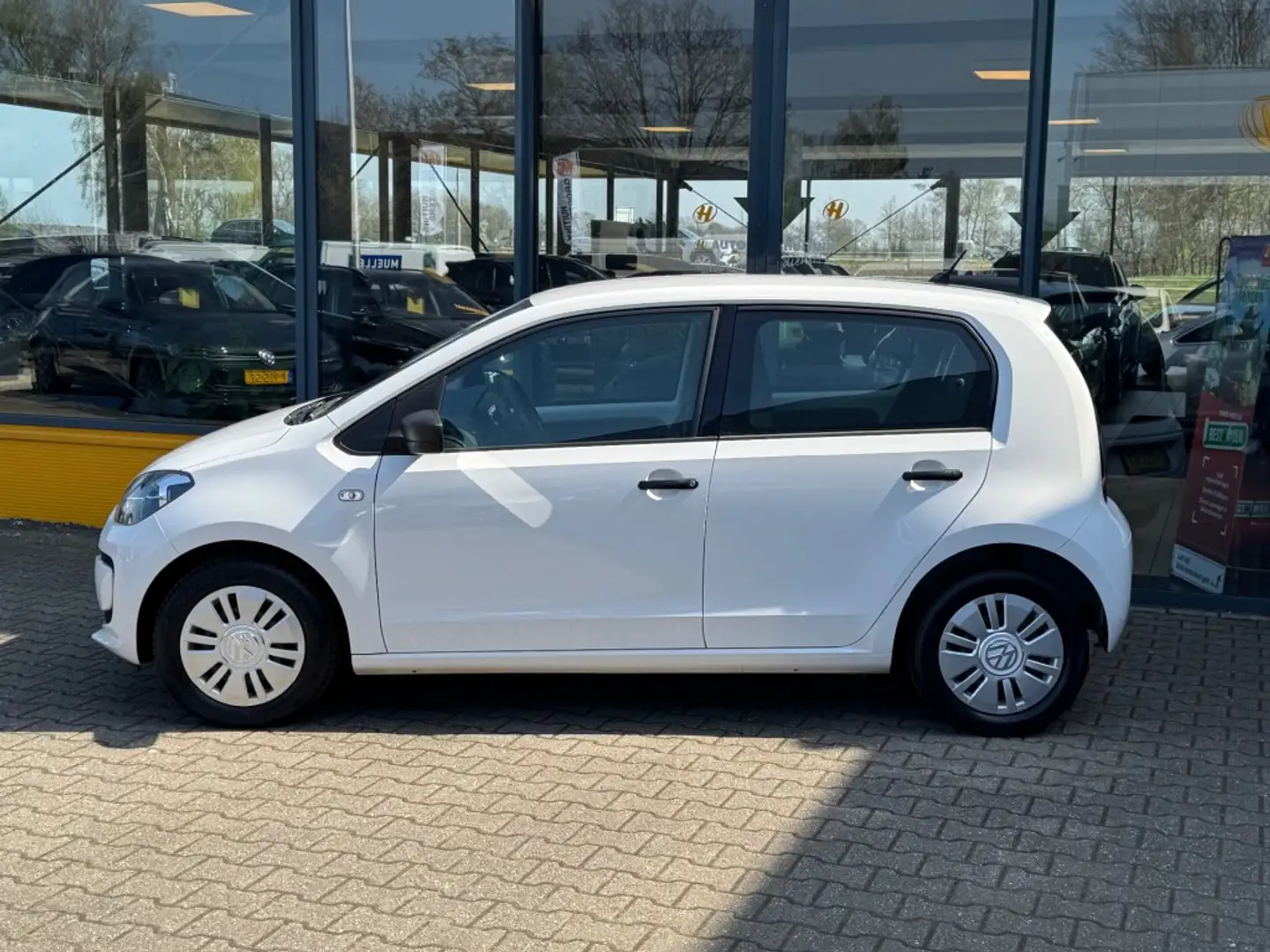 Volkswagen up! 1.0 Take Up! Bluemotion - radio - airco - 5drs Blanc - 2