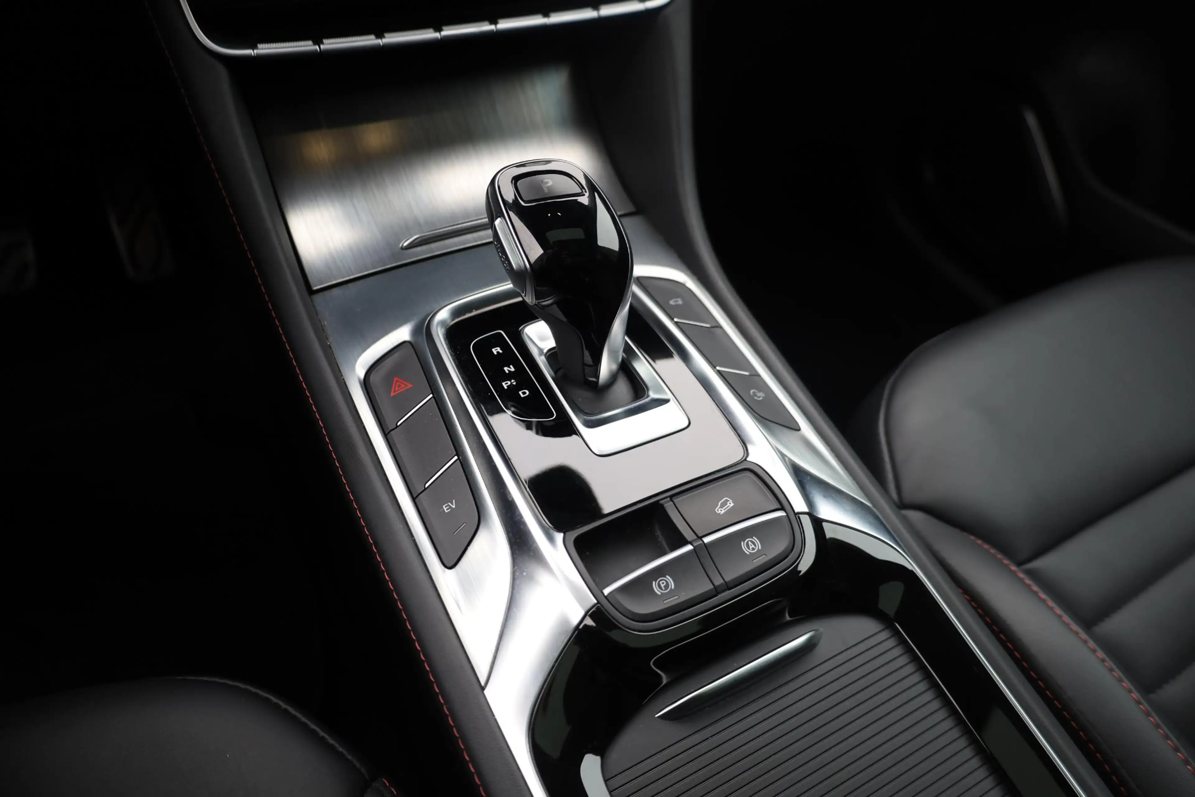 MG EHS 1.5 TGDI Luxury FACELIFT!! MY23 LEER PANO 360-CAME — photo 19