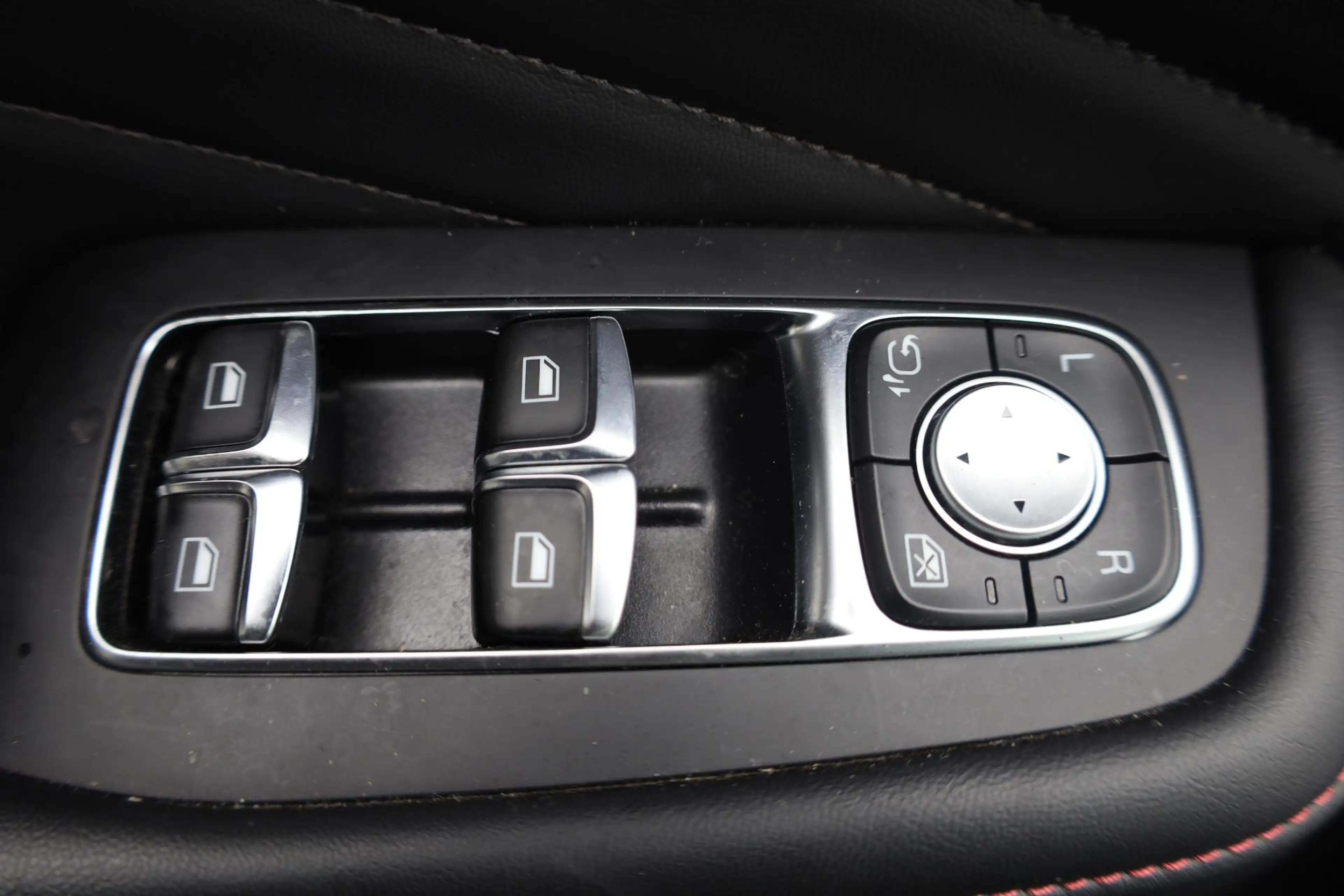 MG EHS 1.5 TGDI Luxury FACELIFT!! MY23 LEER PANO 360-CAME — photo 36