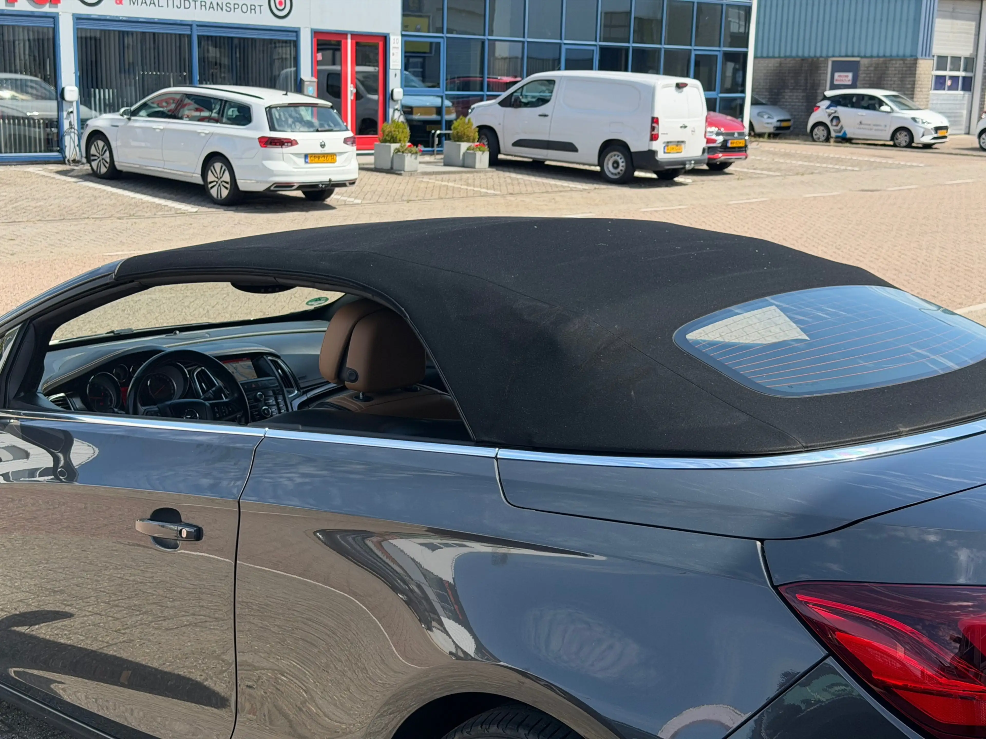 Opel Cascada 1.4 Turbo ecoFLEX Innovation/ 1e EIG/ nap/ dealero — photo 36