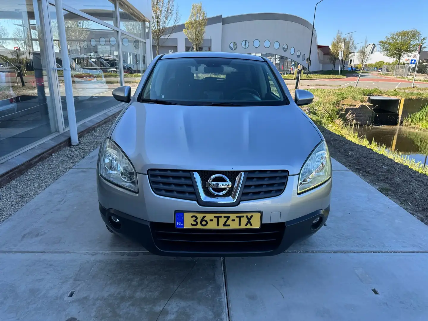 Nissan Qashqai 2.0 Tekna Pack 4WD | Achteruitrijcamera | Navigati Grau - 2