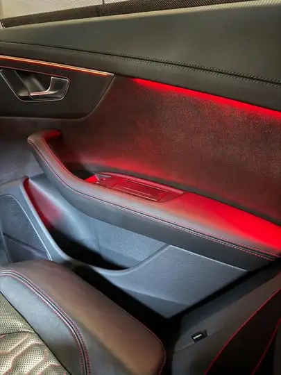 Audi Q8 4.0 RS TFSI quattro tiptronic 2023, foto 7