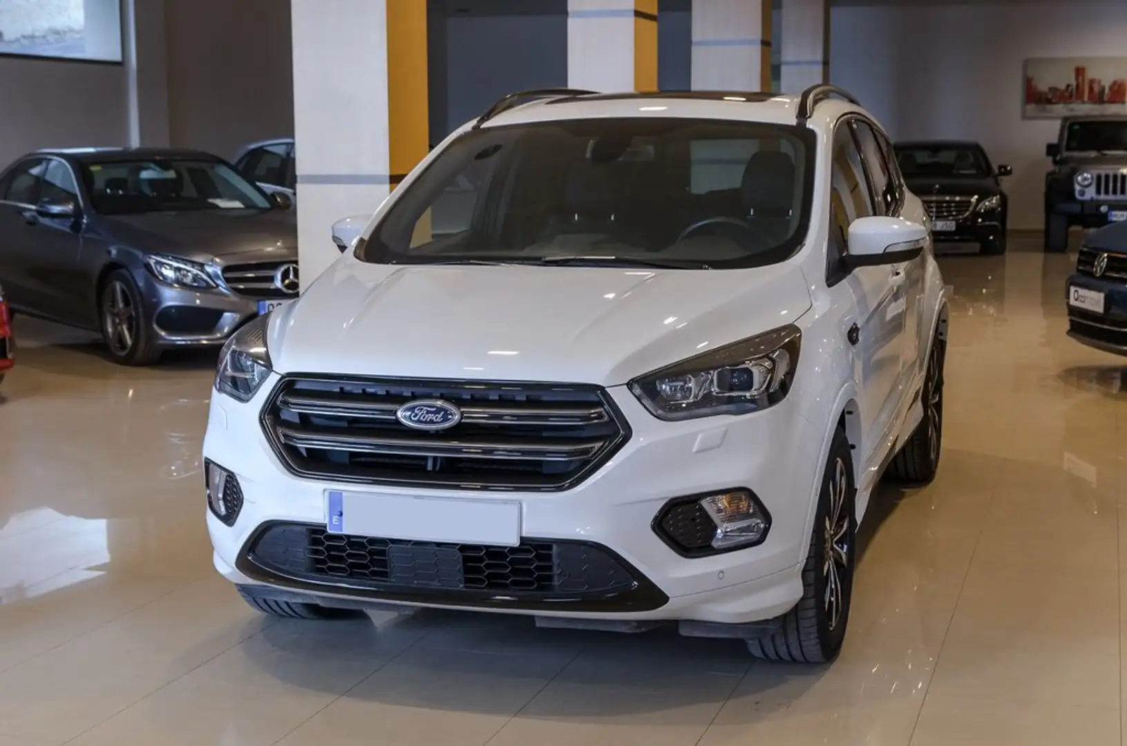 Ford Kuga 1.5 EcoBoo. 129kW 4x4 Titaniu Lim.Ed.AT Blanco - 2