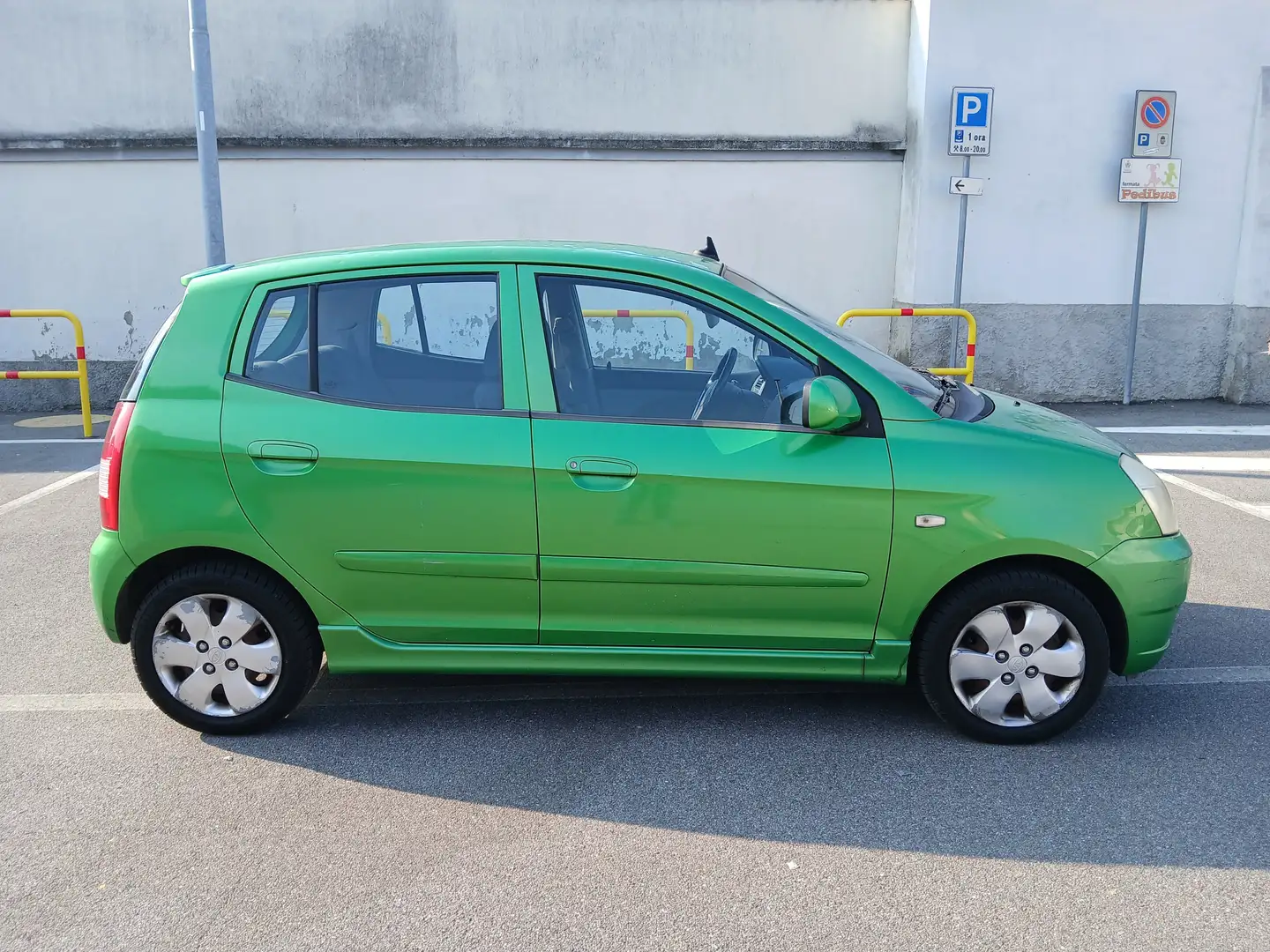 Kia Picanto Picanto 1.1 Per Neopatentati Verde - 1
