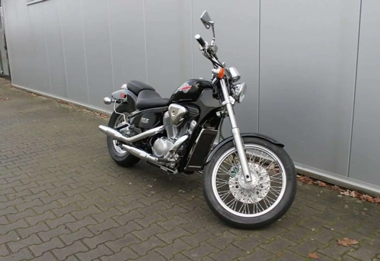 Honda Shadow 600 Noir - 2