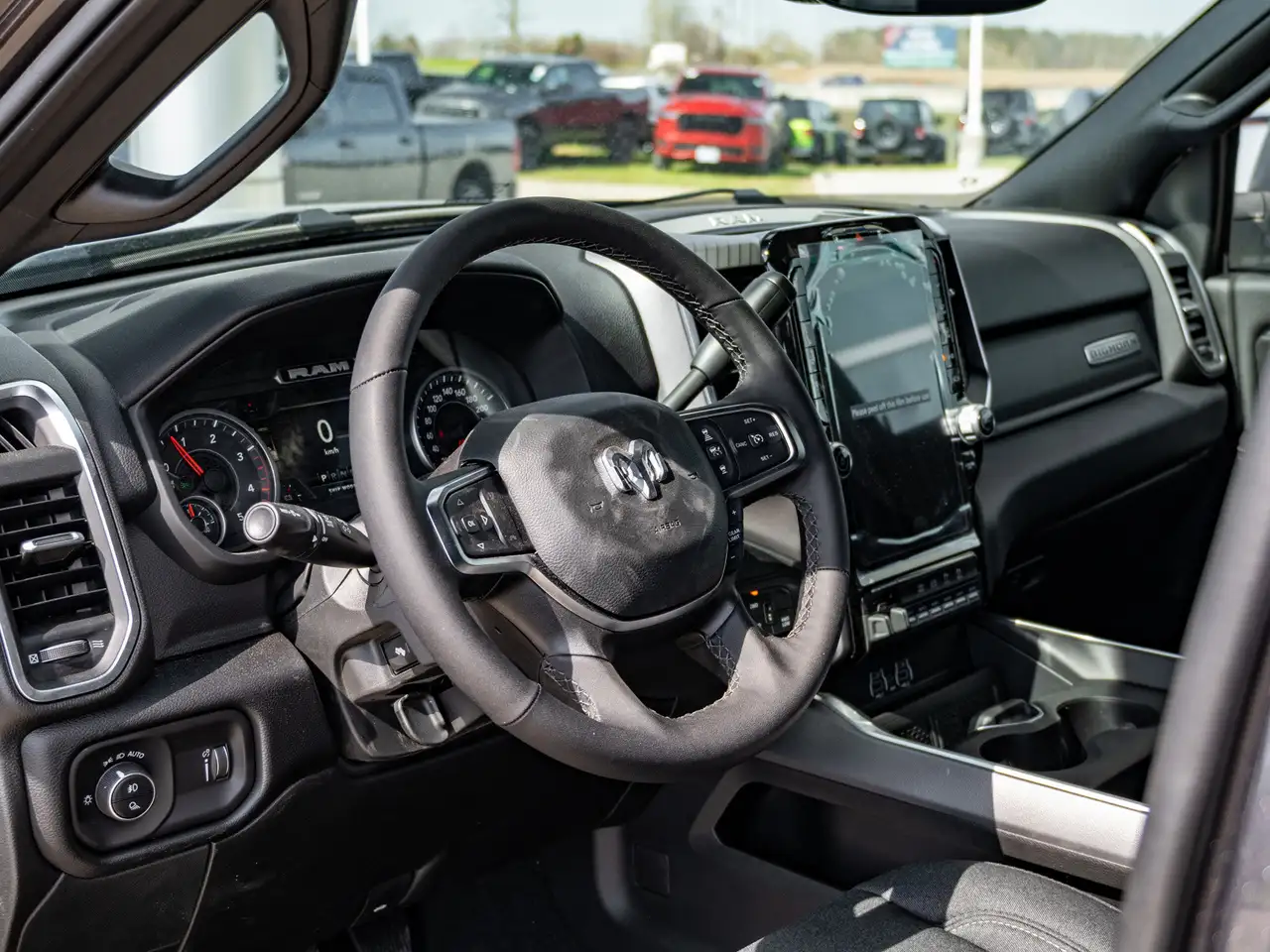 RAM 3500 снимка RAM 3500