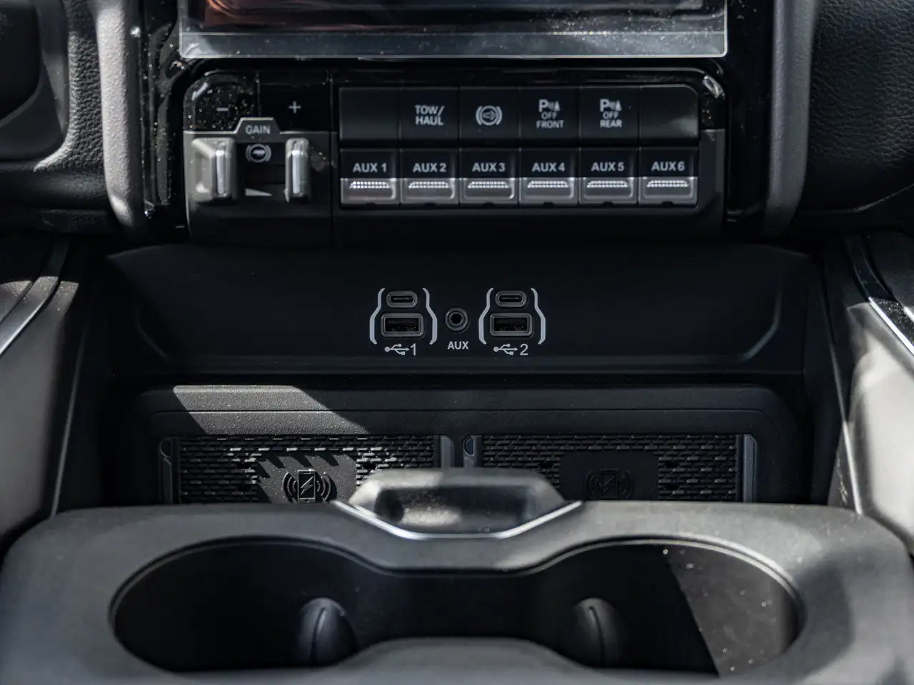 RAM 3500 снимка RAM 3500