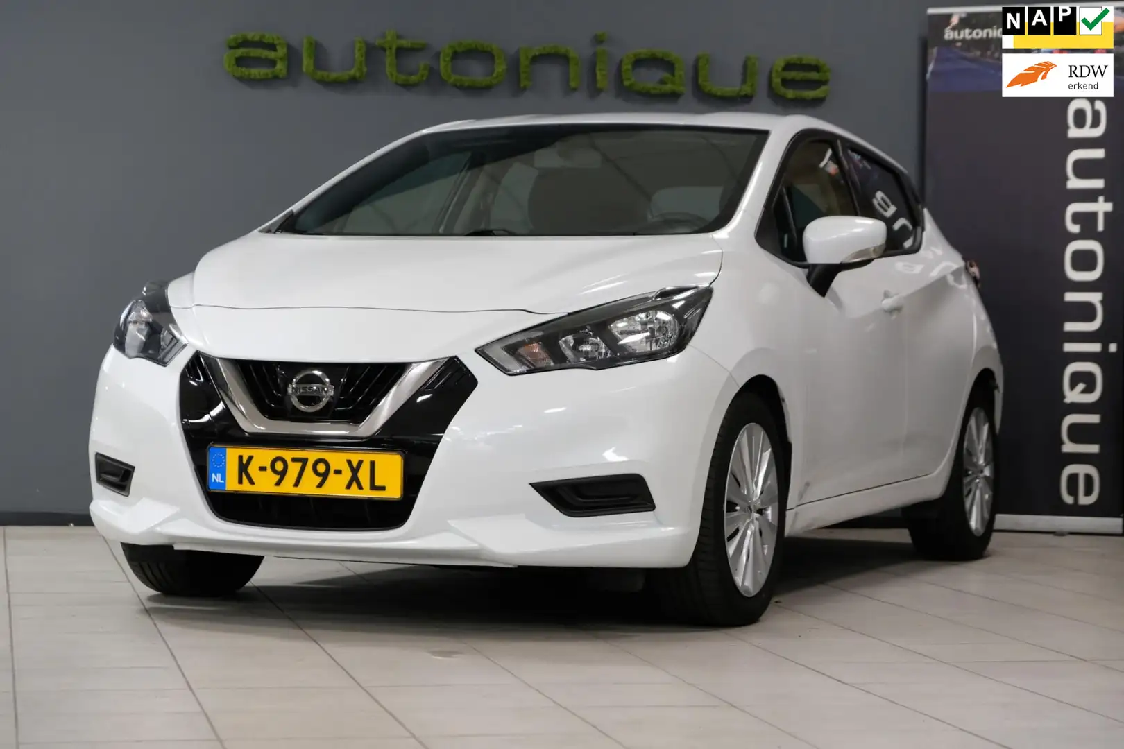 Nissan Micra 1.0 IG-T Acenta Weiß - 1