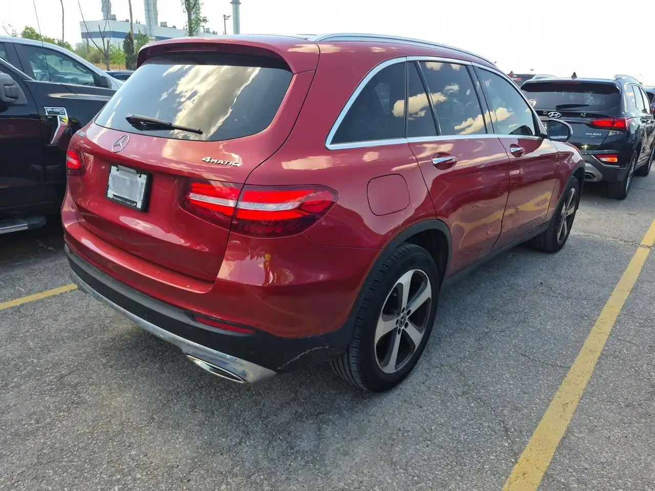 Mercedes-Benz GLC снимка Mercedes-Benz GLC