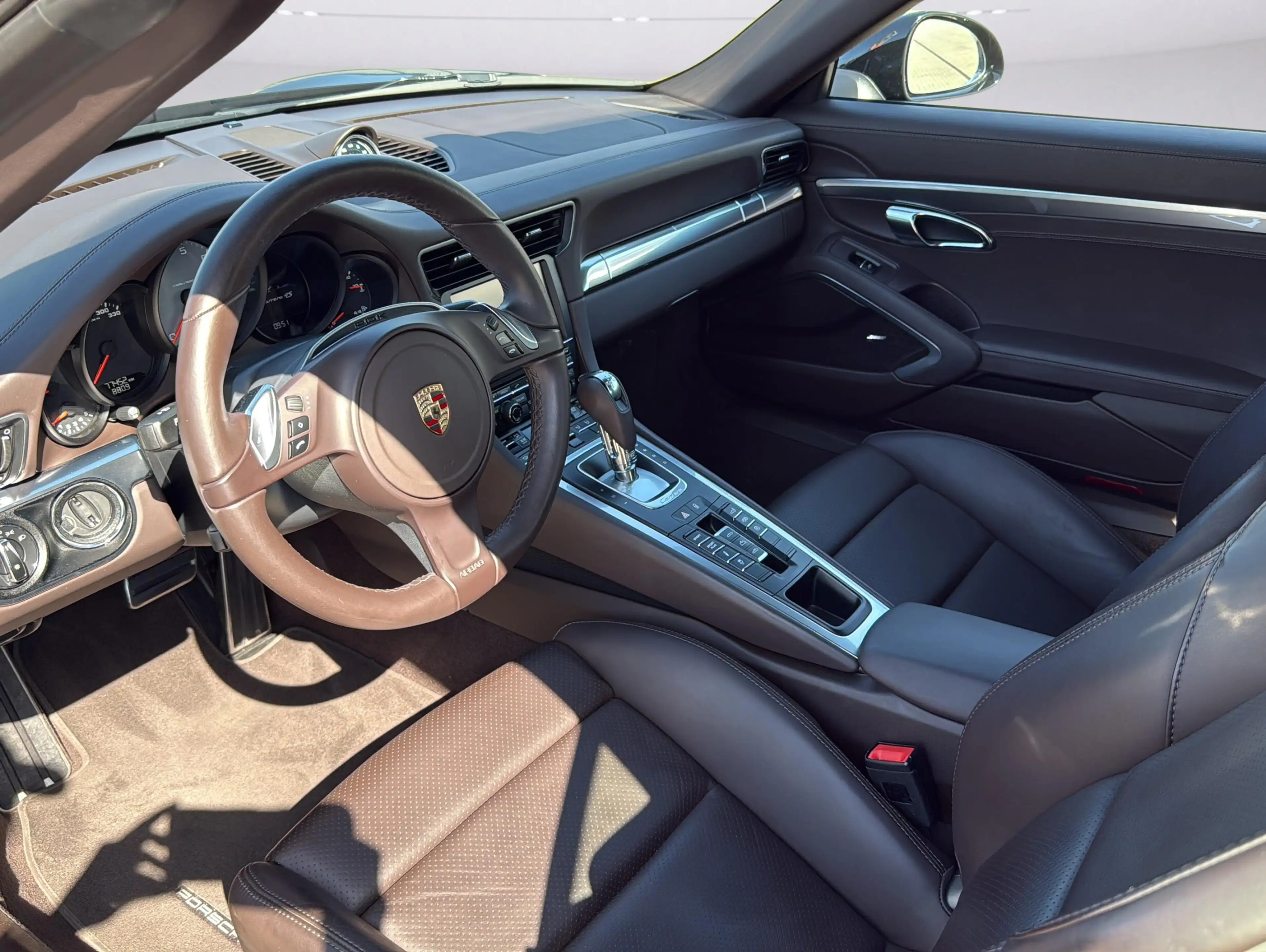Porsche 991 Carrera 4S Cabriolet — photo 13