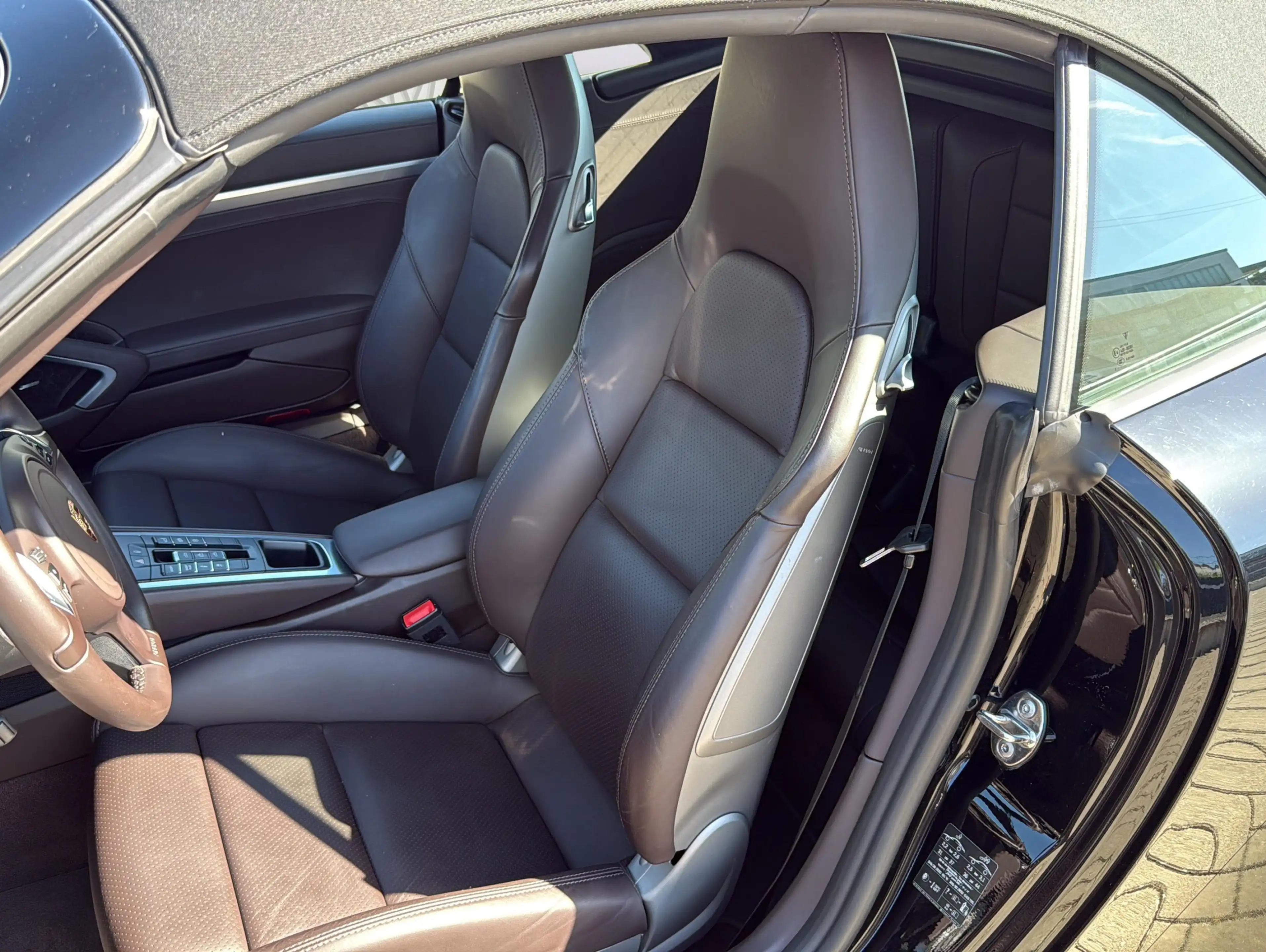 Porsche 991 Carrera 4S Cabriolet — photo 15