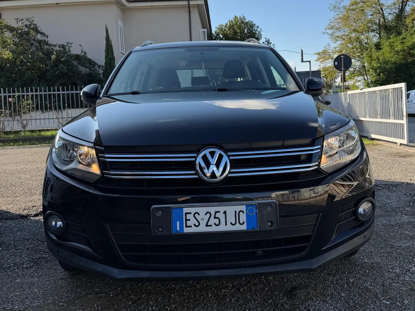Volkswagen Tiguan Tiguan I 2011 2.0 tdi bm Sport Zwart - 1