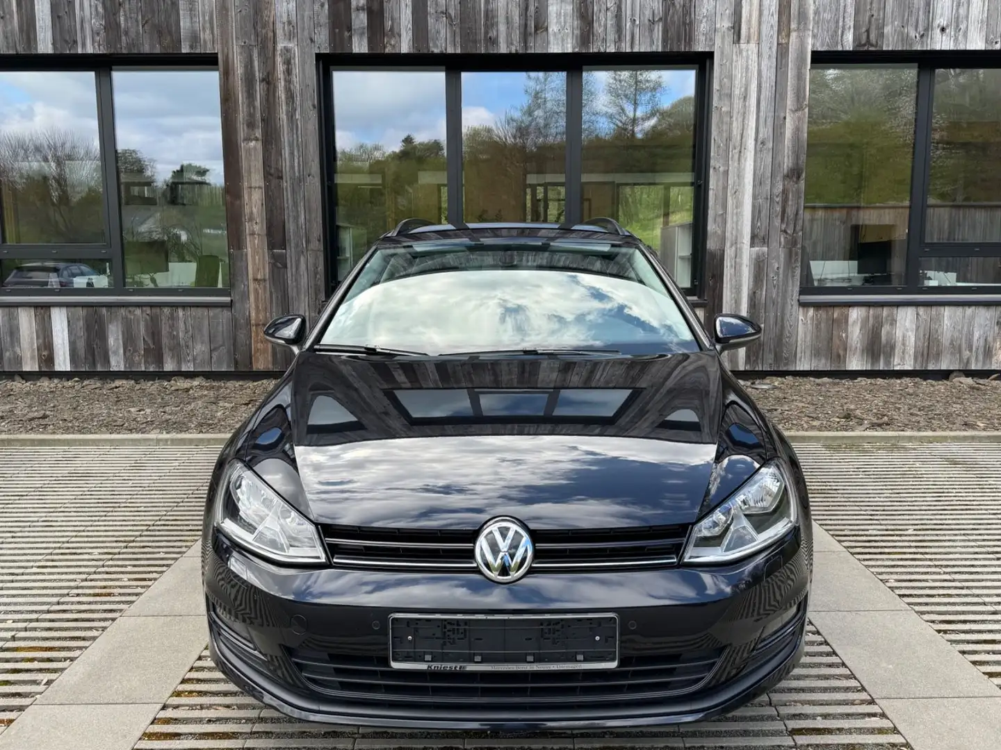 Volkswagen Golf VII 1.2 Variant *NAVI*SHZ*2ZonenKlima*TEMPO Noir - 2