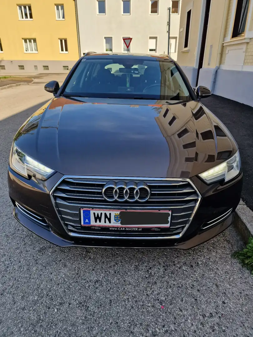 Audi A4 A4 Avant 2,0 TDI Sport Sport Braun - 1