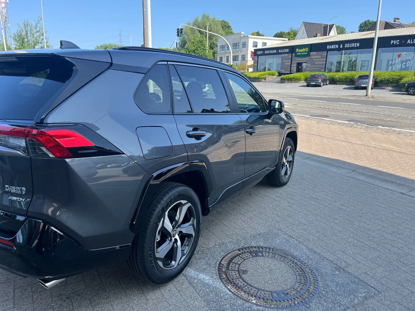 Toyota RAV 4 RAV4 Hybrid PHEV 2.5i i-AWD PLUG-IN Grijs - 2