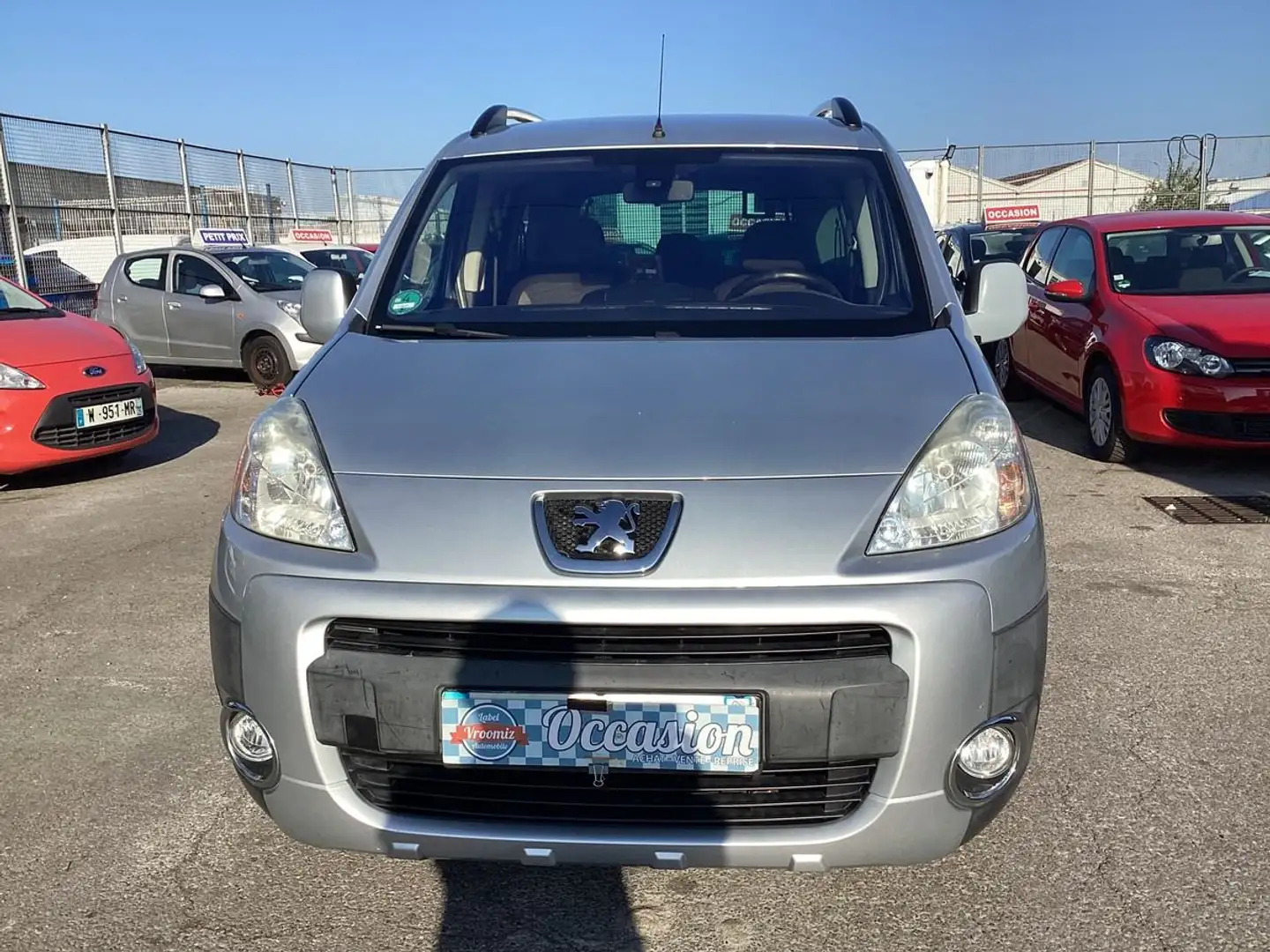 Peugeot Partner Tepee 1.6 HDI Outdoor Argent - 1