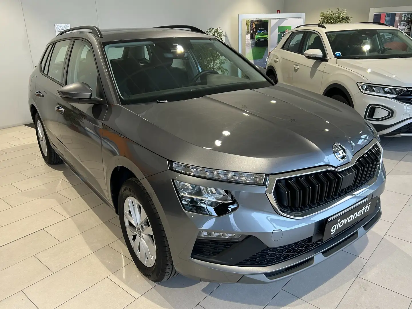 Skoda Kamiq 1.0 TSI SELECTION 95CV Grigio - 1
