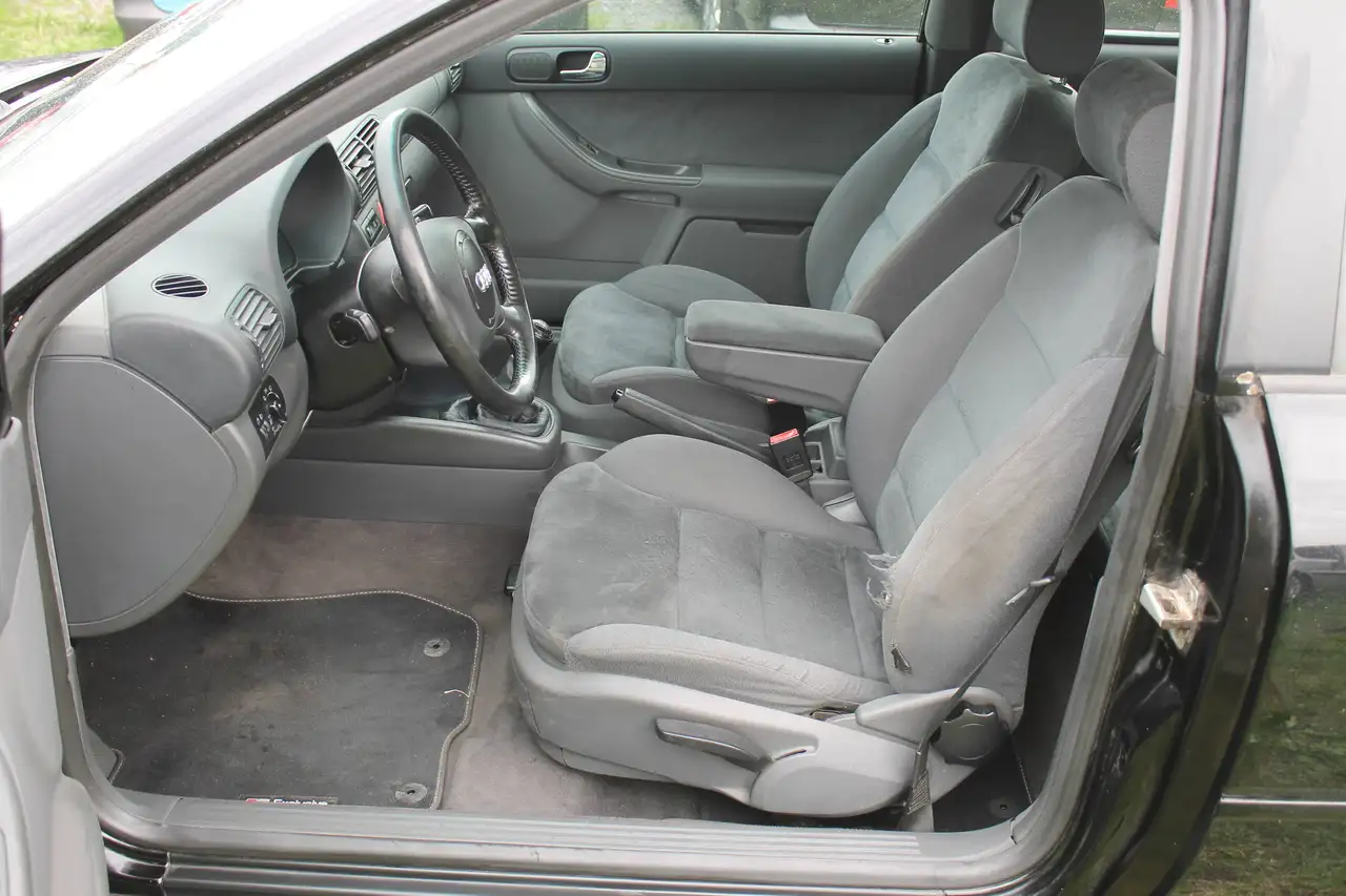 Audi A3 1.6 Attraction Klima SHZ Tüv 10.27, foto 5