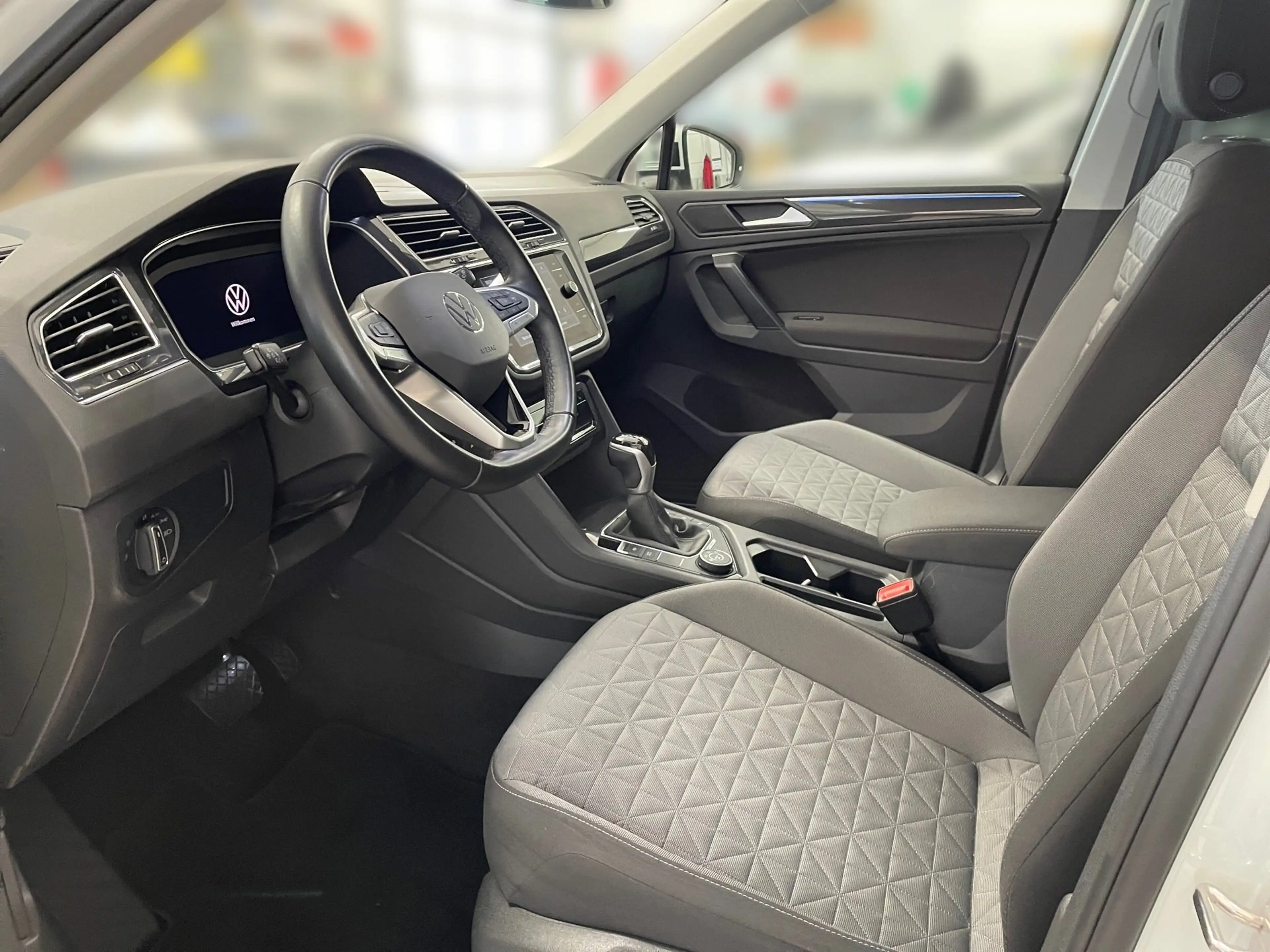 Volkswagen Tiguan 2.0 TDI 4M Life *MATRIX*KAMERA*NAVI* — photo 10